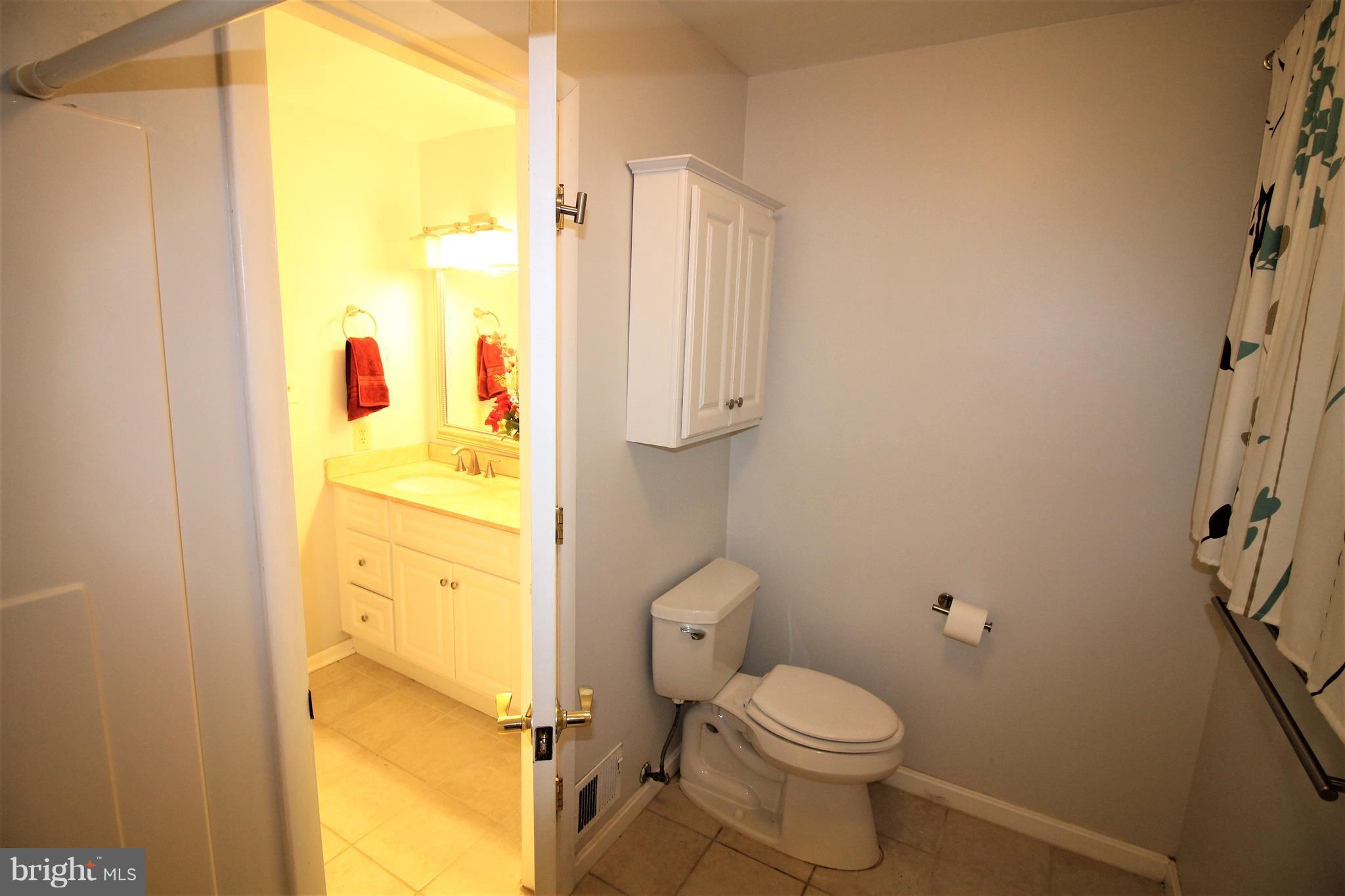 COUNTRY CLUB/LAKE MONTCLAIR - Residential Lease