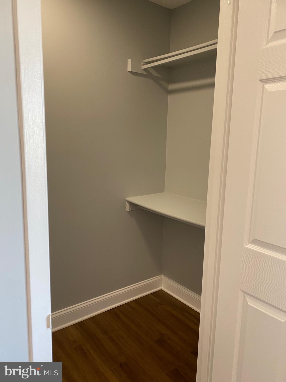 SKYLINE PLAZA - Residential