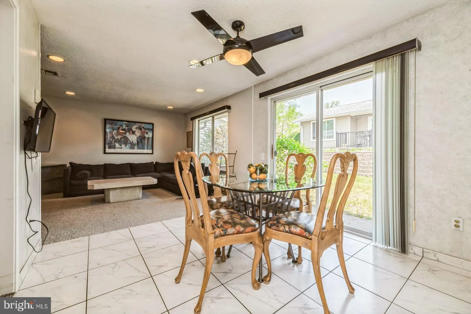 Monroe Township, New Jersey 08831, United States, 2 Bedrooms Bedrooms, ,2 BathroomsBathrooms,Residential,Pending,117282