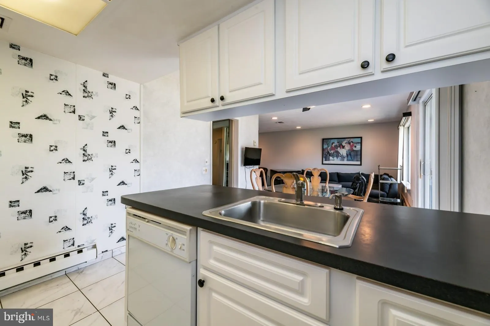 Monroe Township, New Jersey 08831, United States, 2 Bedrooms Bedrooms, ,2 BathroomsBathrooms,Residential,Pending,117282