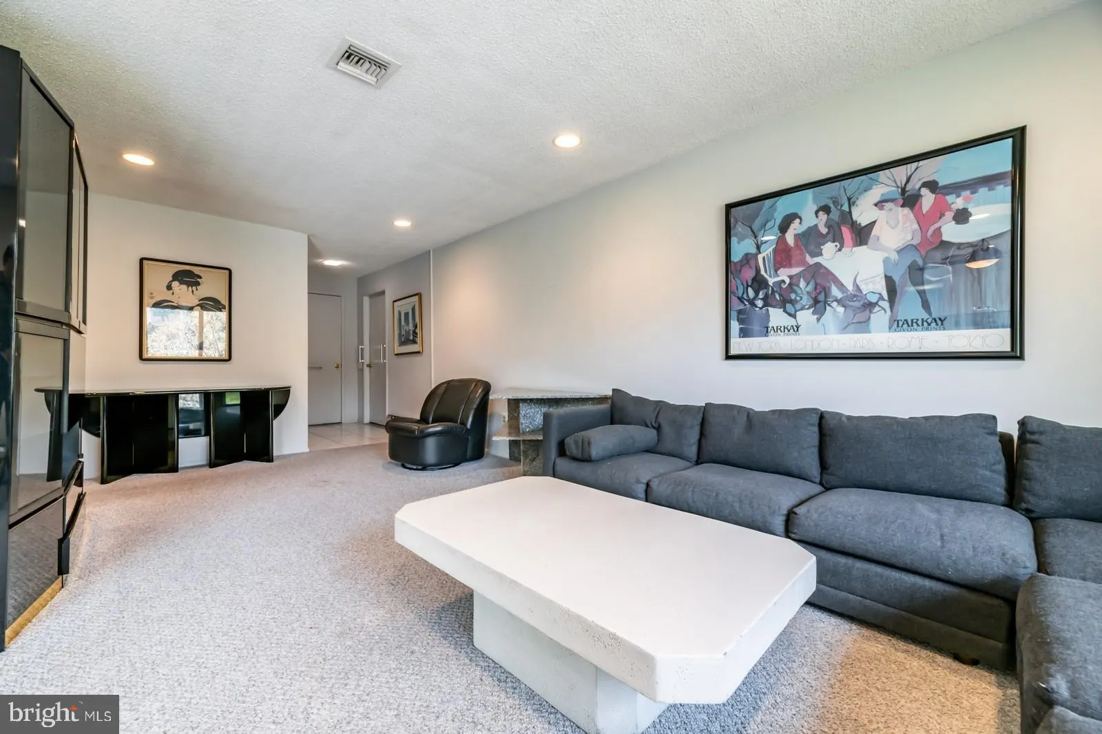 Monroe Township, New Jersey 08831, United States, 2 Bedrooms Bedrooms, ,2 BathroomsBathrooms,Residential,Pending,117282