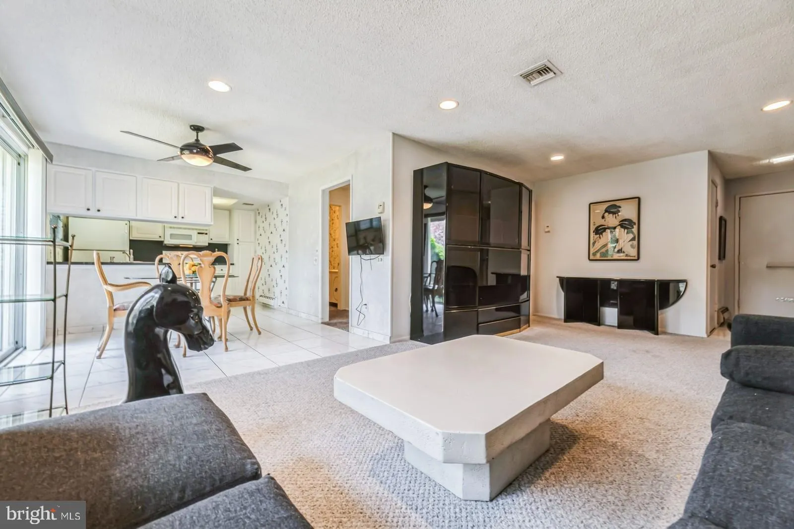 Monroe Township, New Jersey 08831, United States, 2 Bedrooms Bedrooms, ,2 BathroomsBathrooms,Residential,Pending,117282