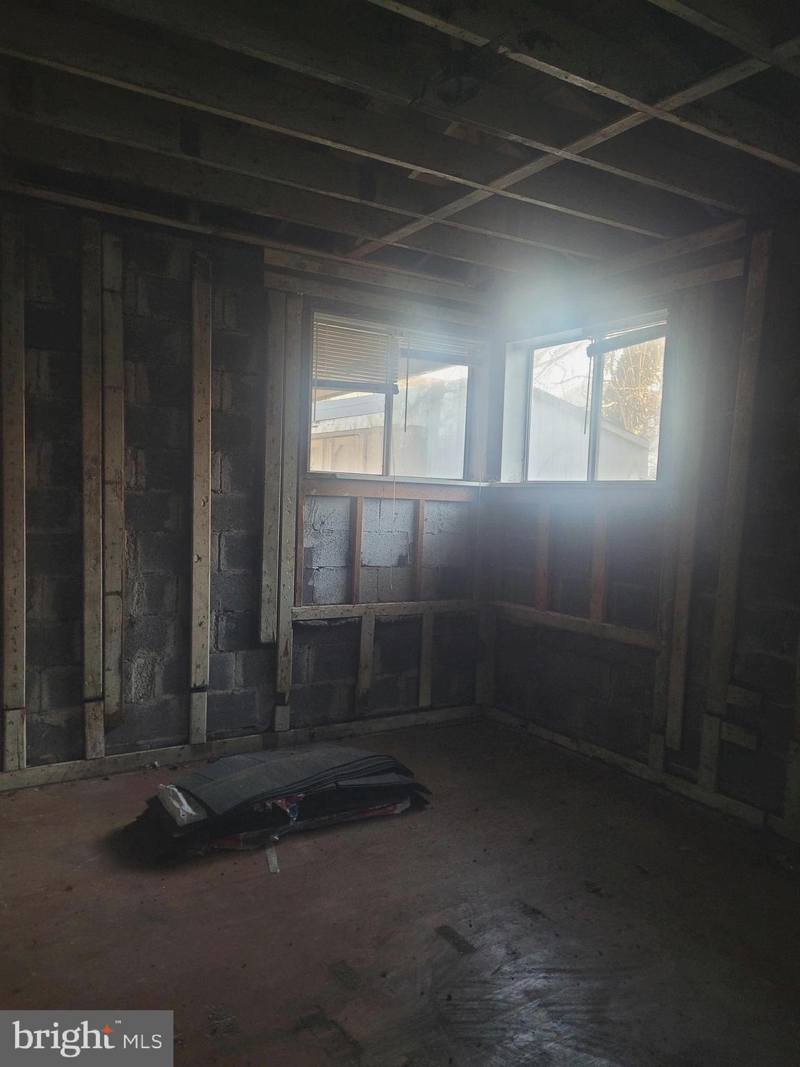 JENKINTOWN - Residential