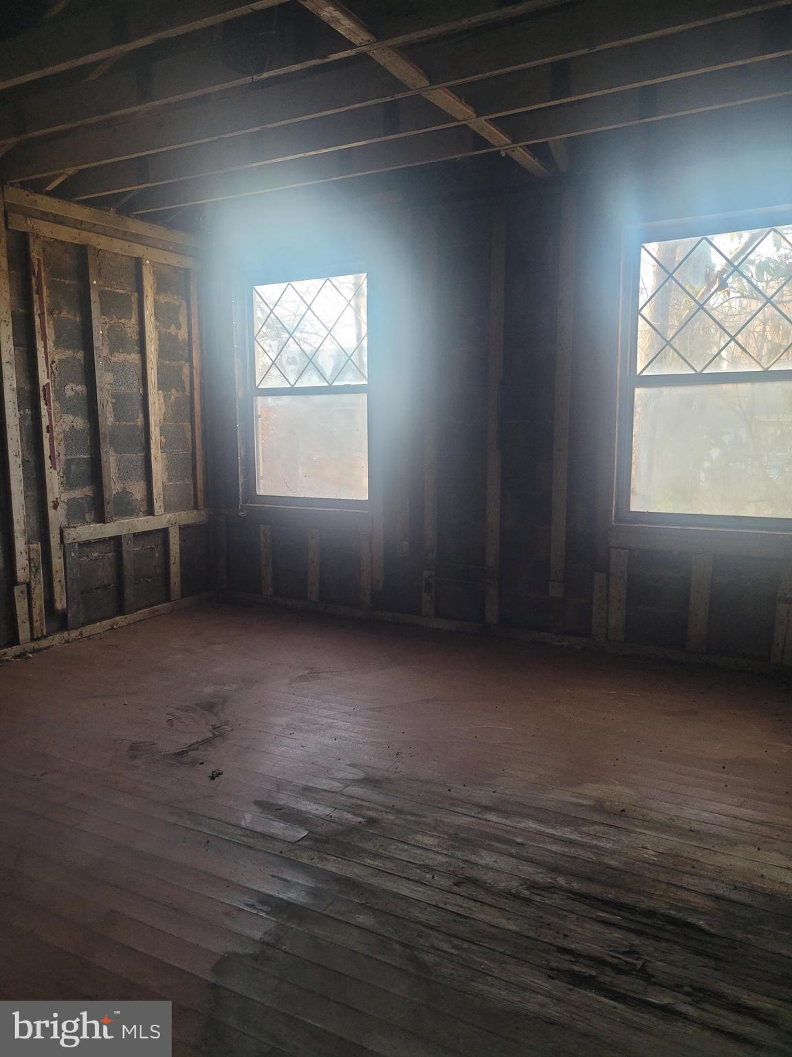 JENKINTOWN - Residential