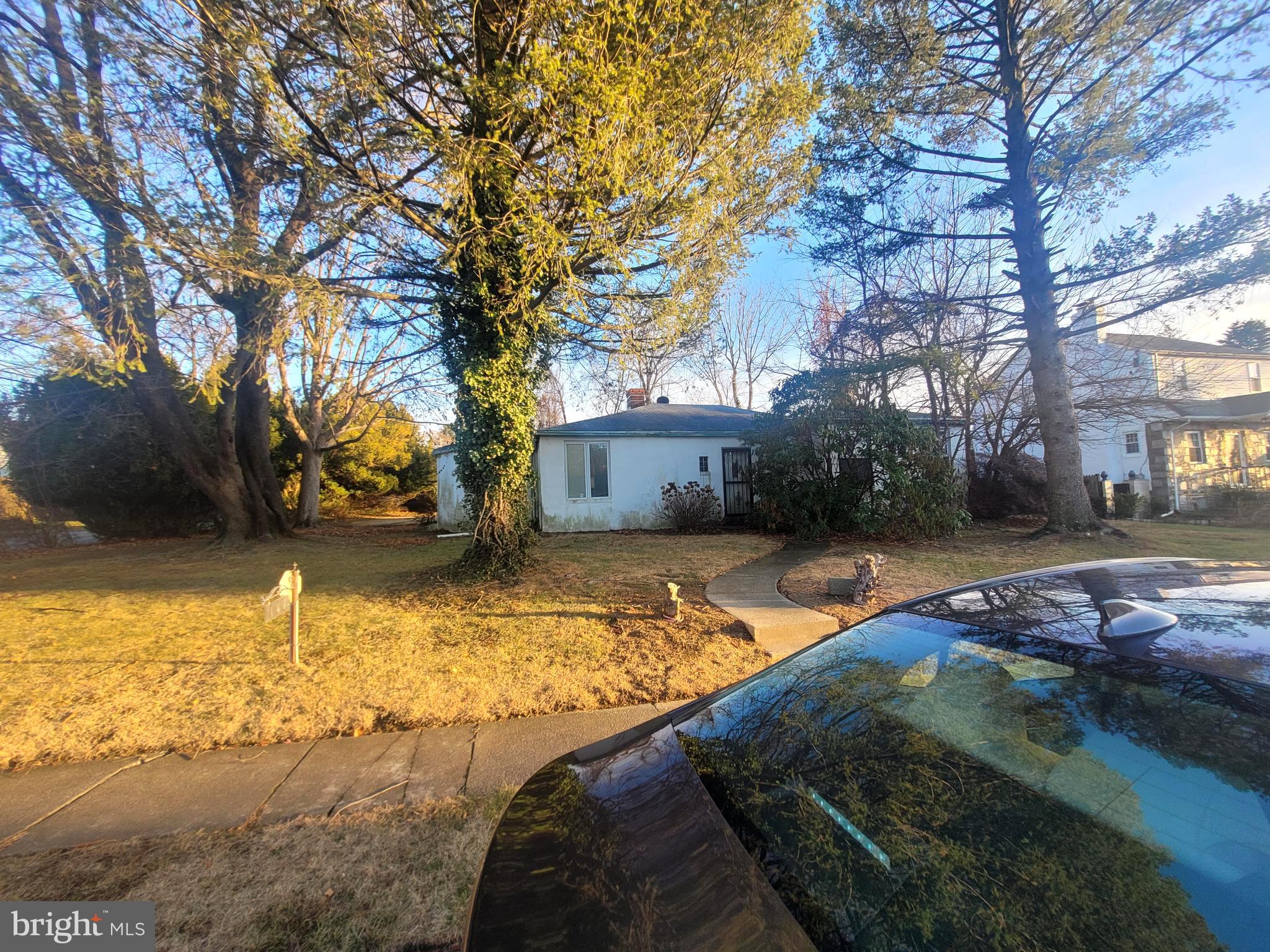 JENKINTOWN - Residential