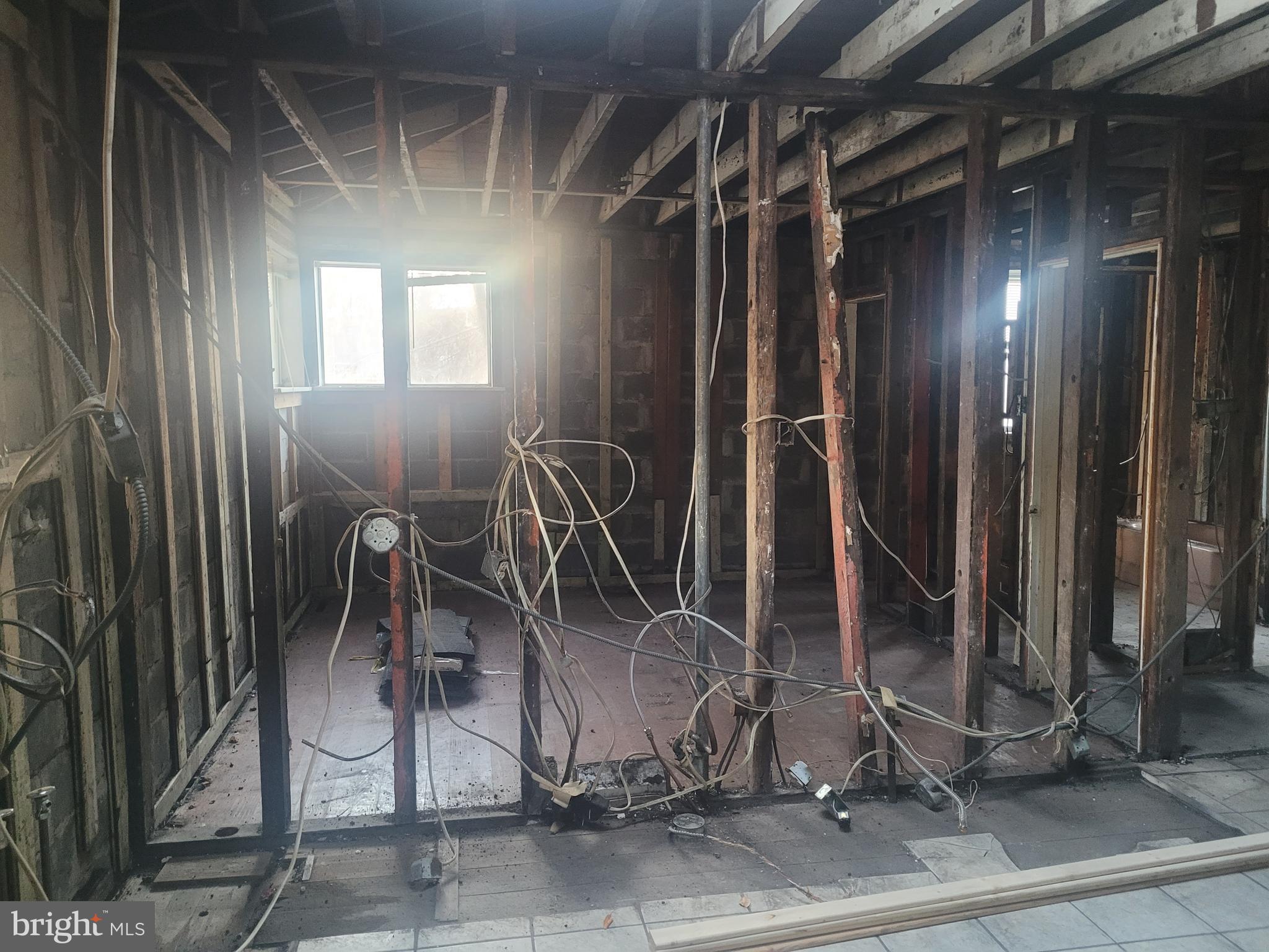 JENKINTOWN - Residential