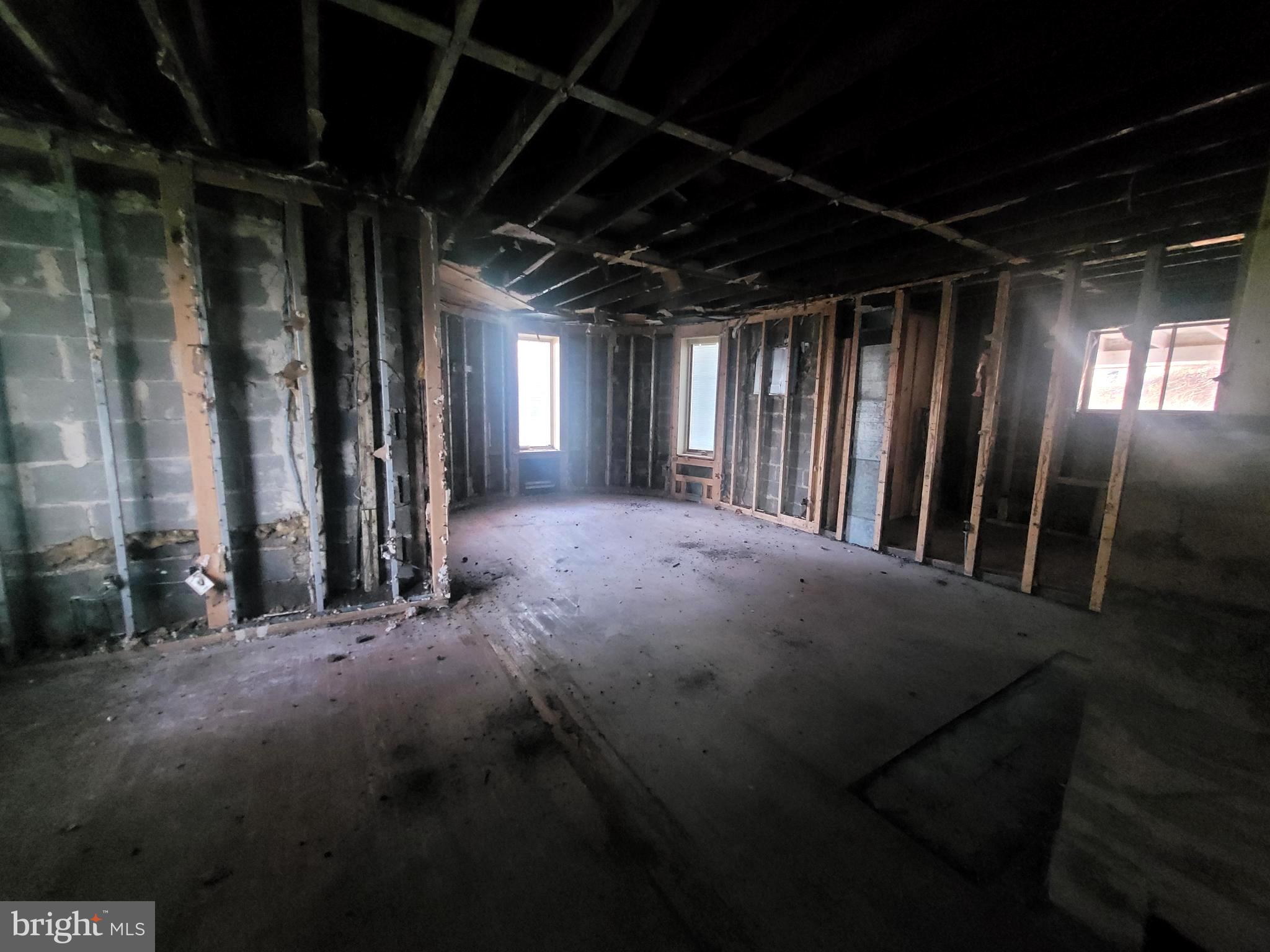 JENKINTOWN - Residential