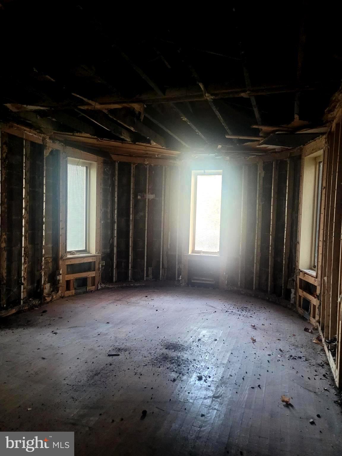 JENKINTOWN - Residential