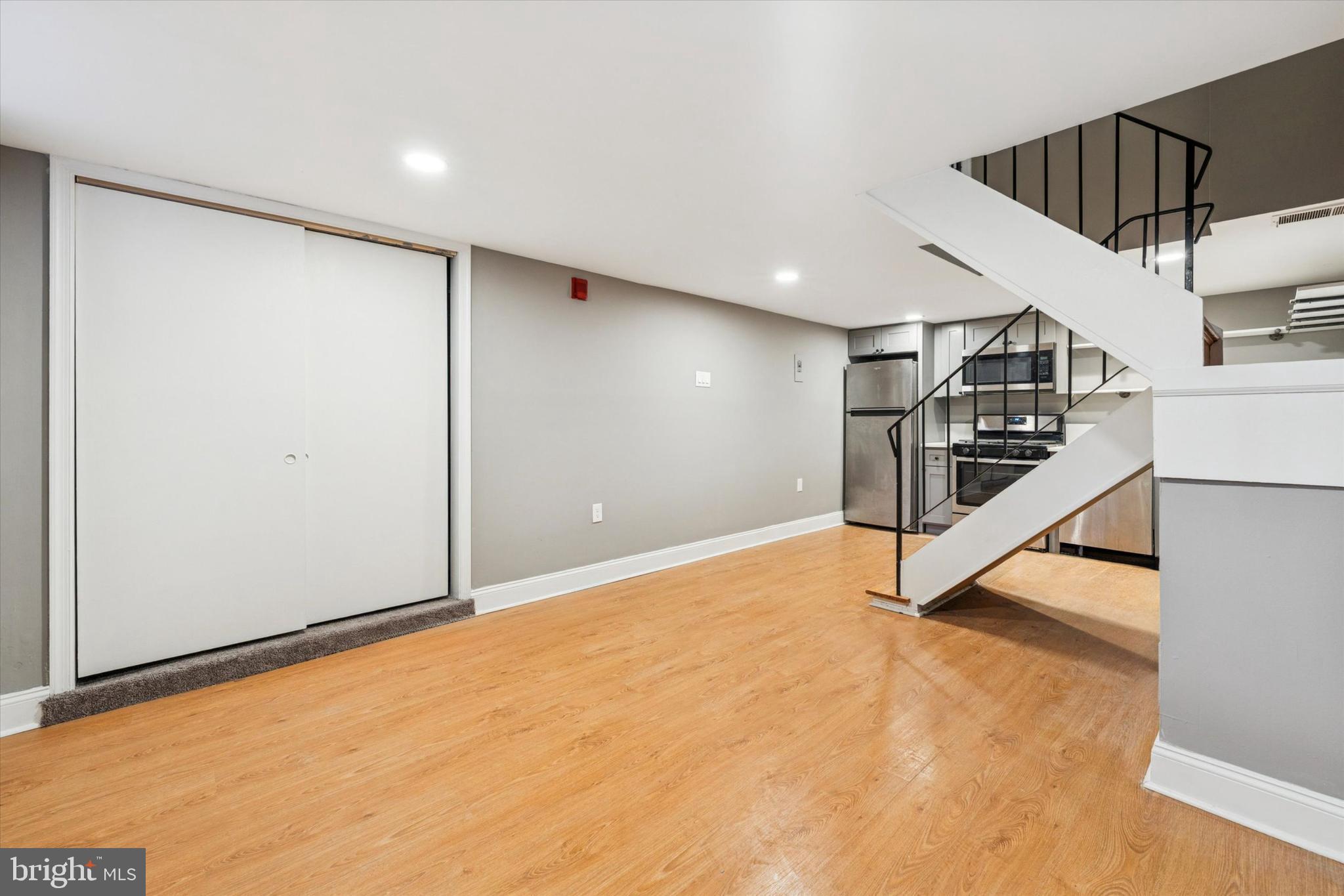 FAIRMOUNT - Residential Lease