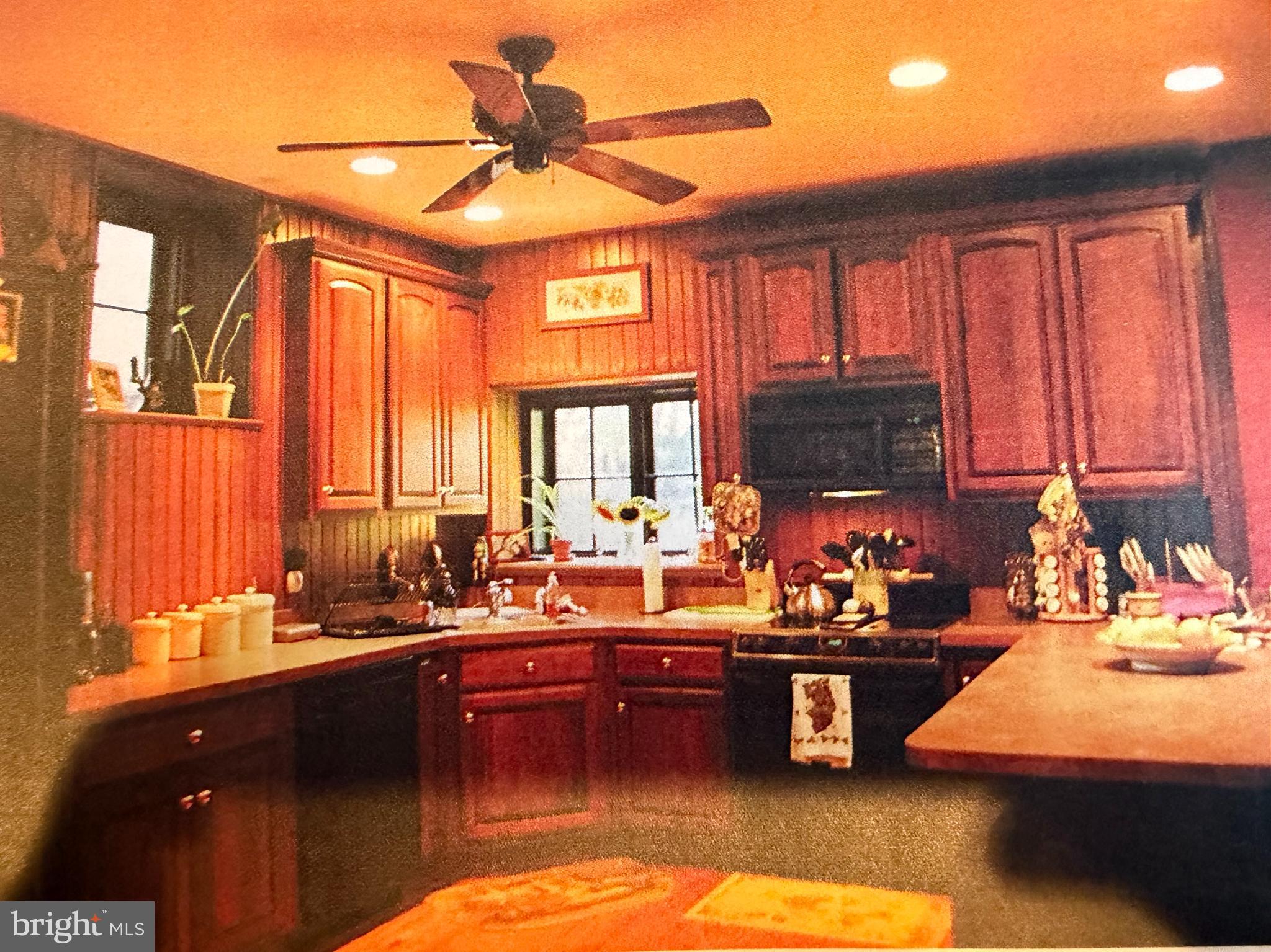 STRAFFORD VILLAGE - Residential