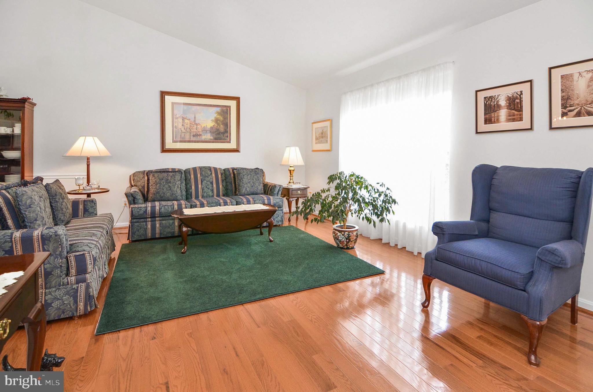 BEACHWOOD ESTATES - Residential