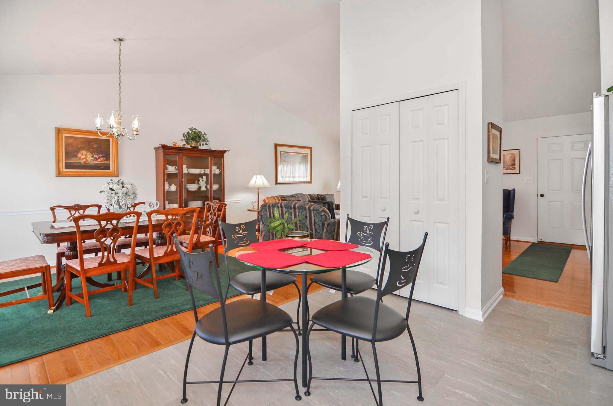 BEACHWOOD ESTATES - Residential