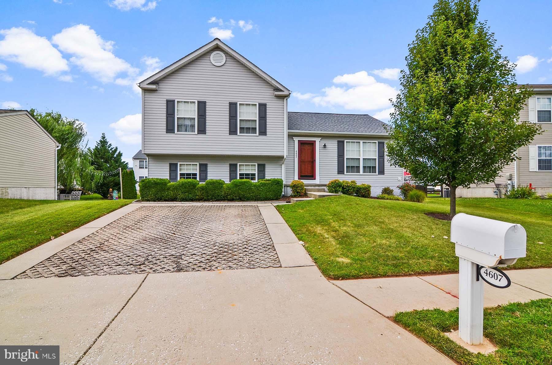 BEACHWOOD ESTATES - Residential