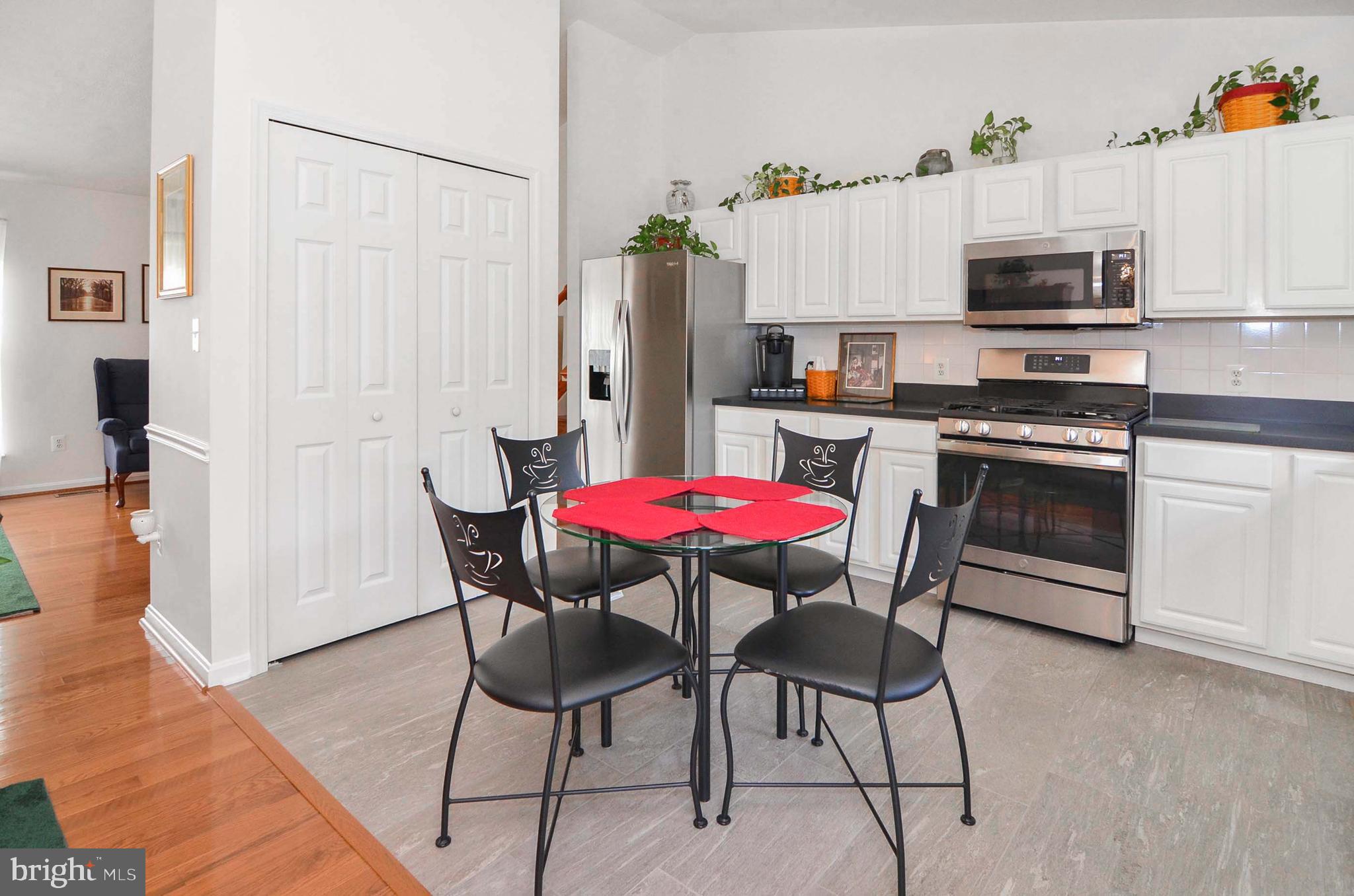 BEACHWOOD ESTATES - Residential