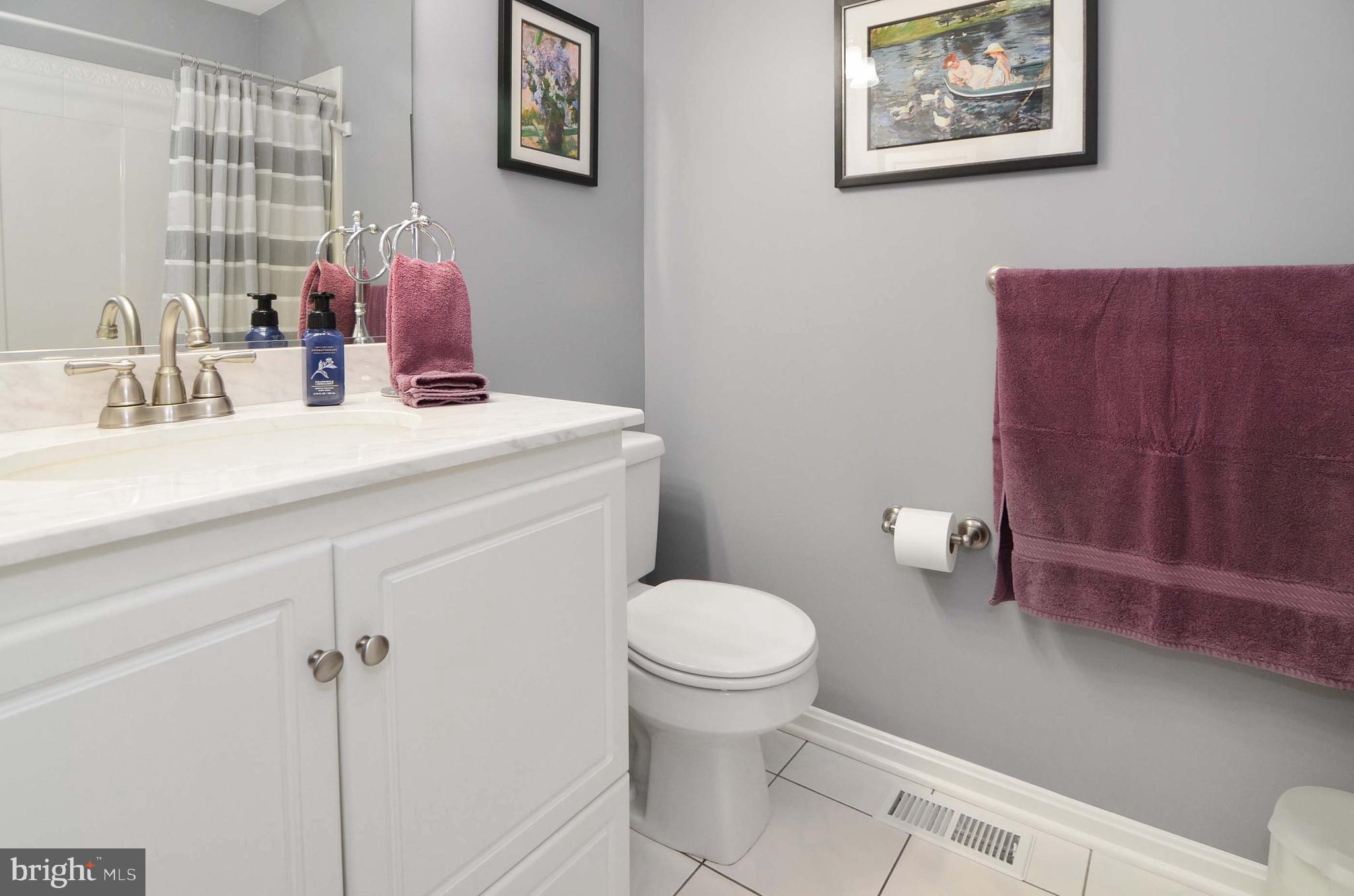 BEACHWOOD ESTATES - Residential