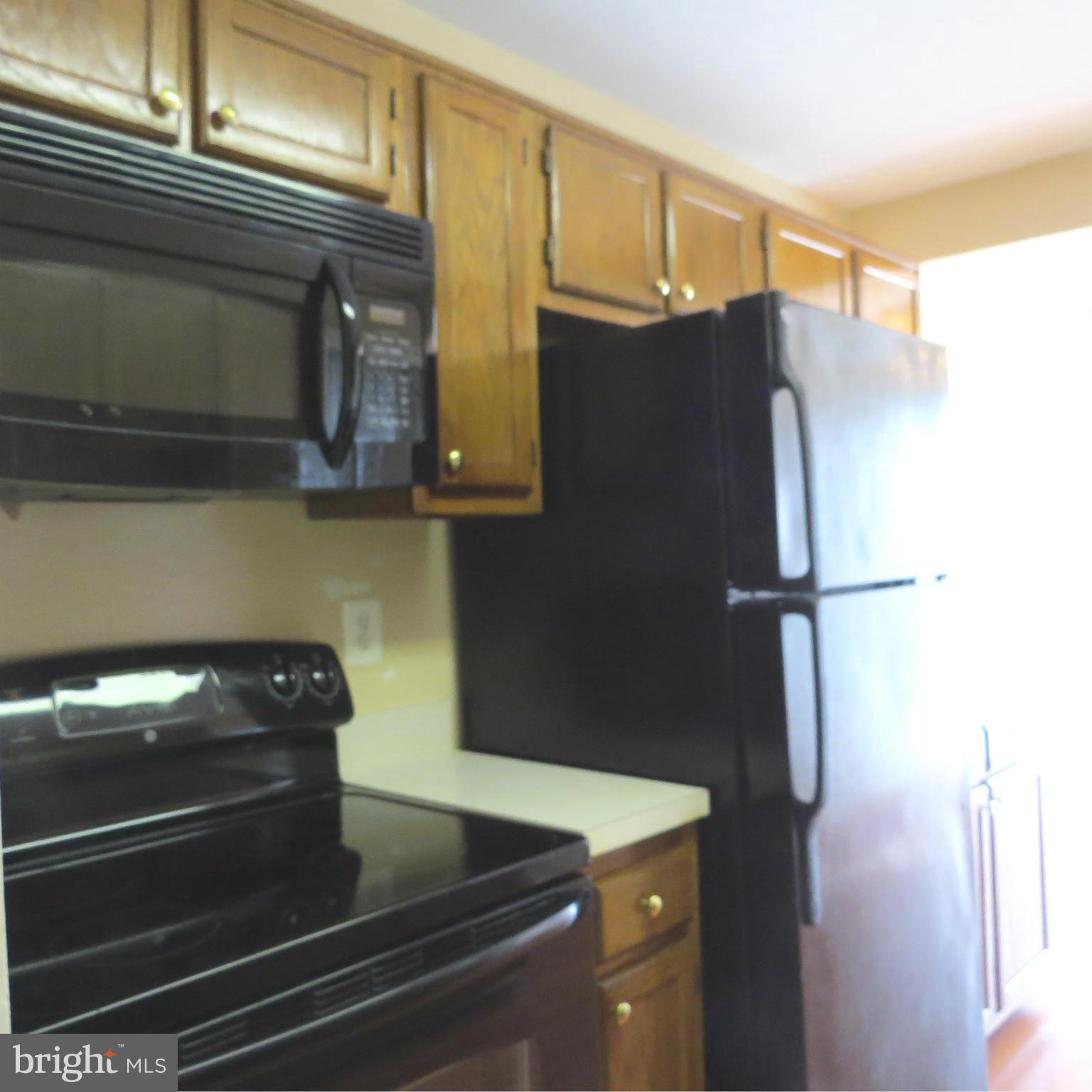 PARK OVERLOOK - Residential Lease