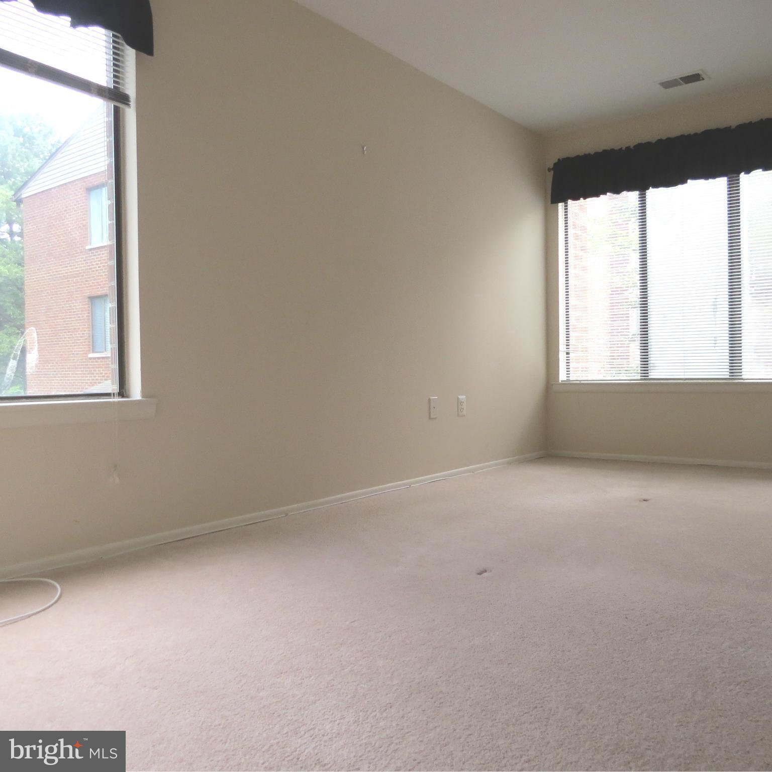 PARK OVERLOOK - Residential Lease