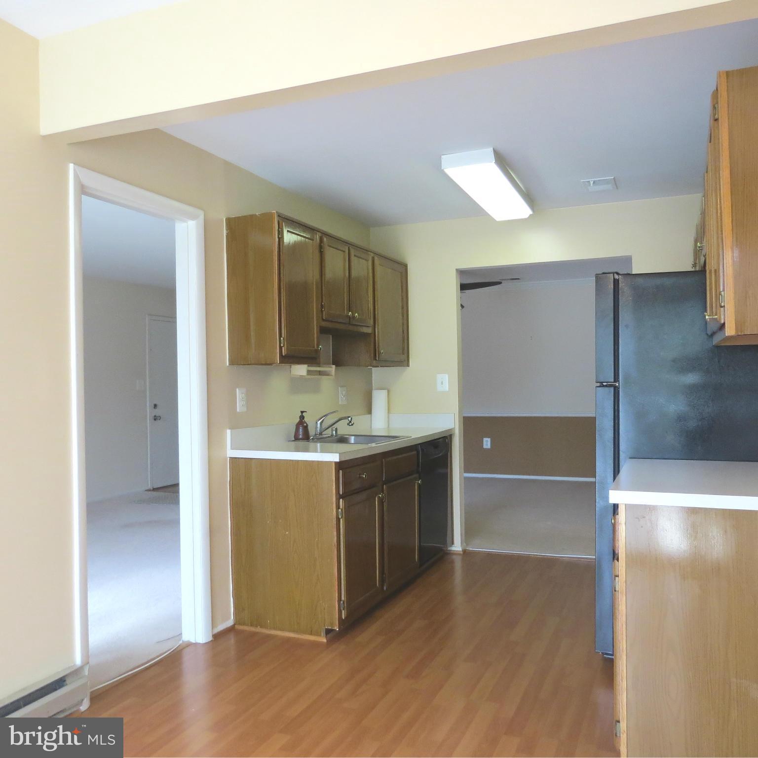 PARK OVERLOOK - Residential Lease