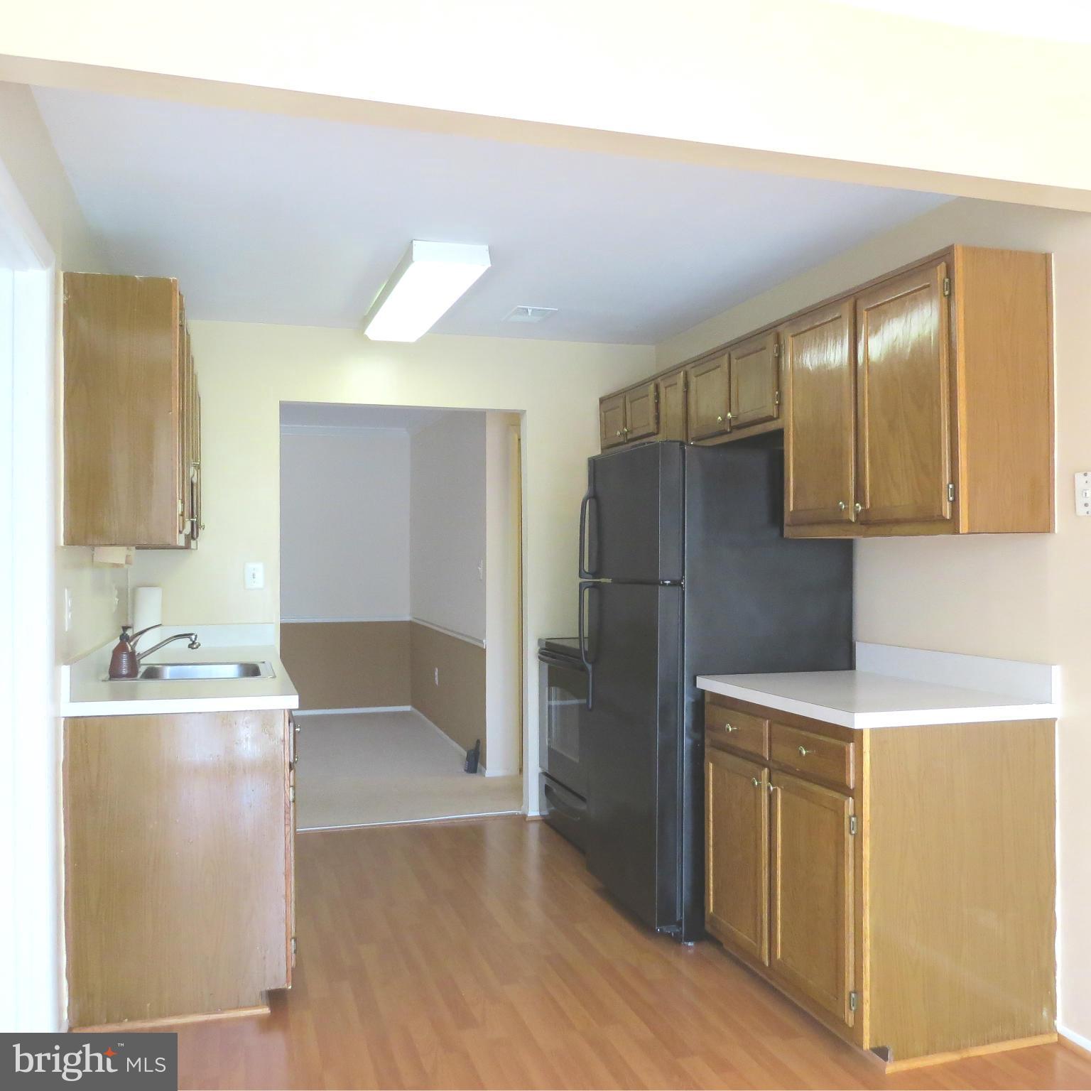 PARK OVERLOOK - Residential Lease