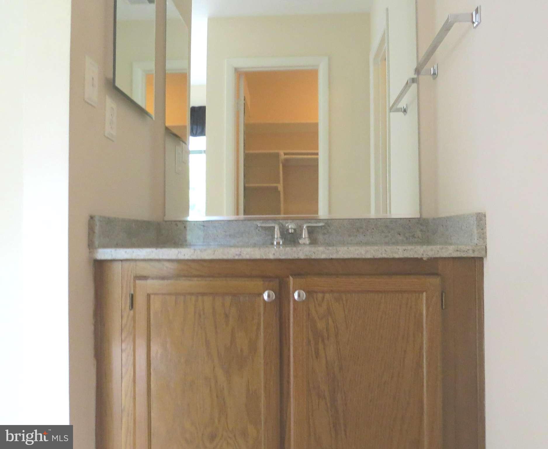 PARK OVERLOOK - Residential Lease