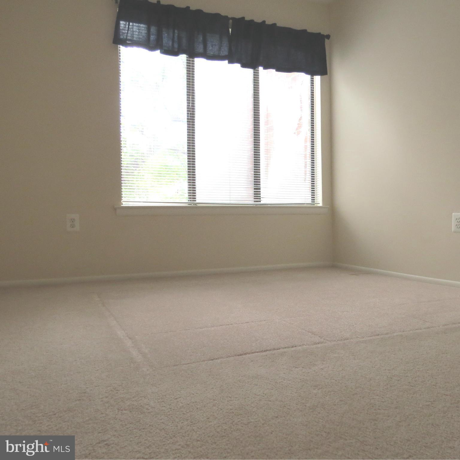 PARK OVERLOOK - Residential Lease