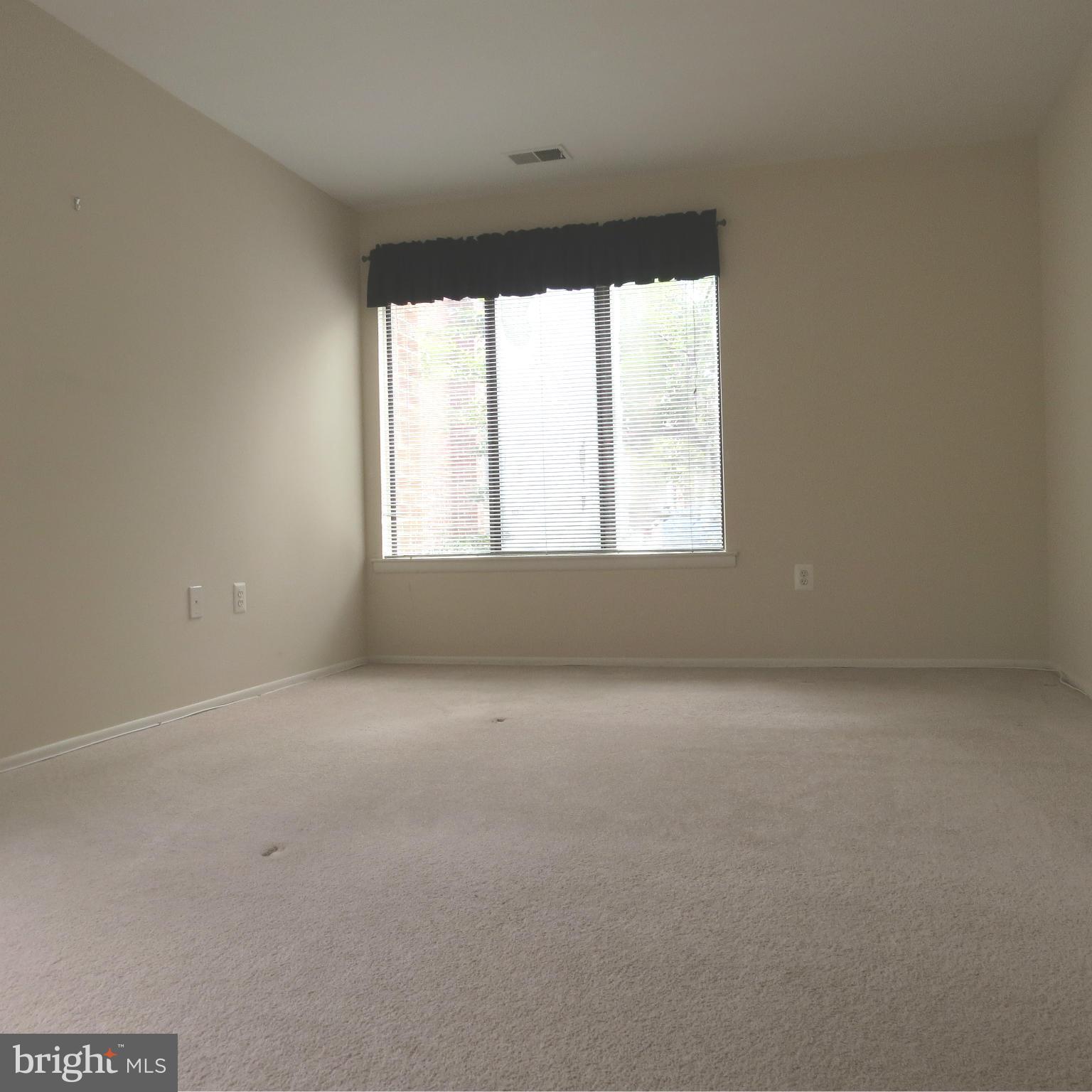 PARK OVERLOOK - Residential Lease