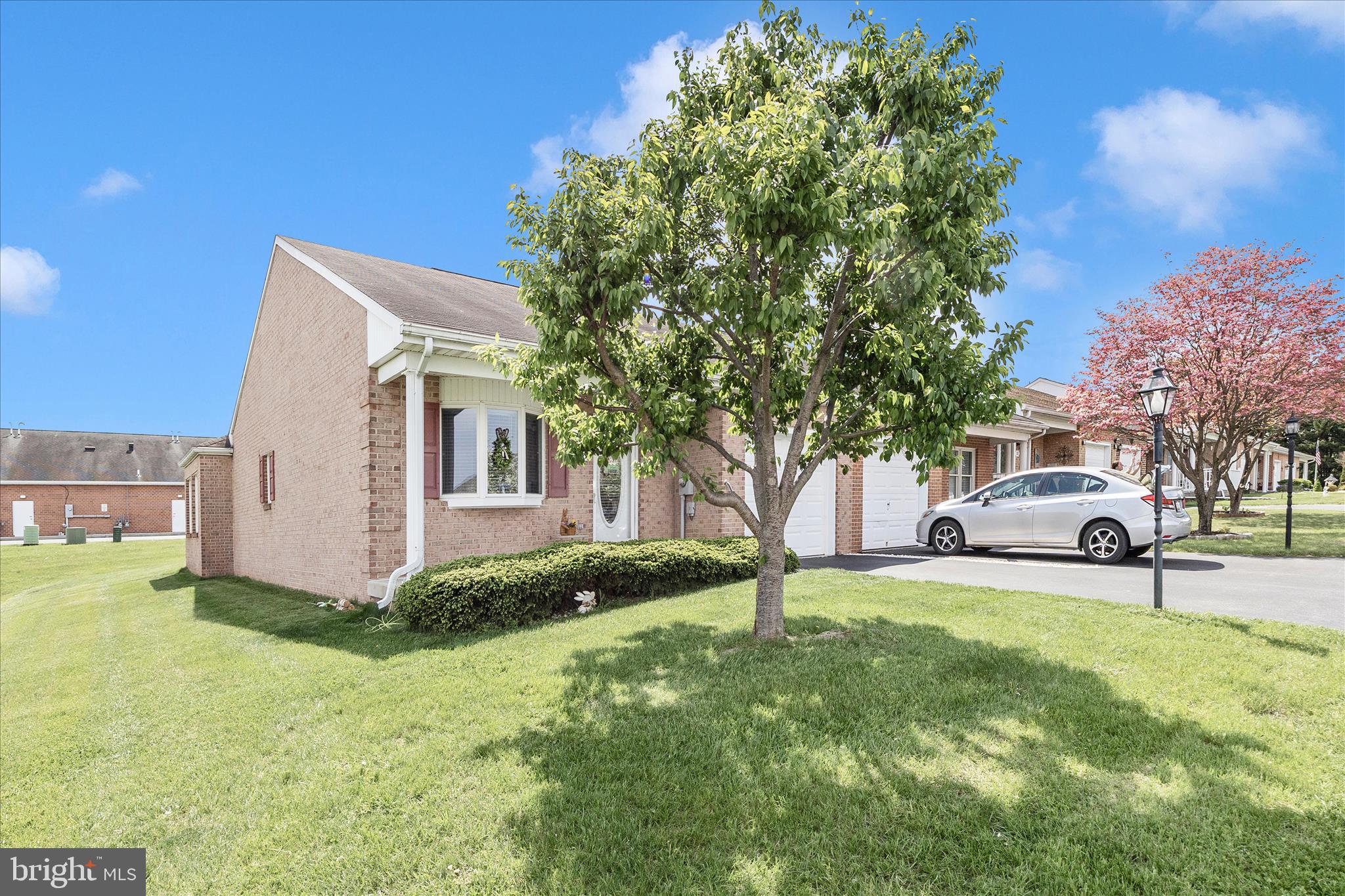 SOUTH POINTE - Residential
