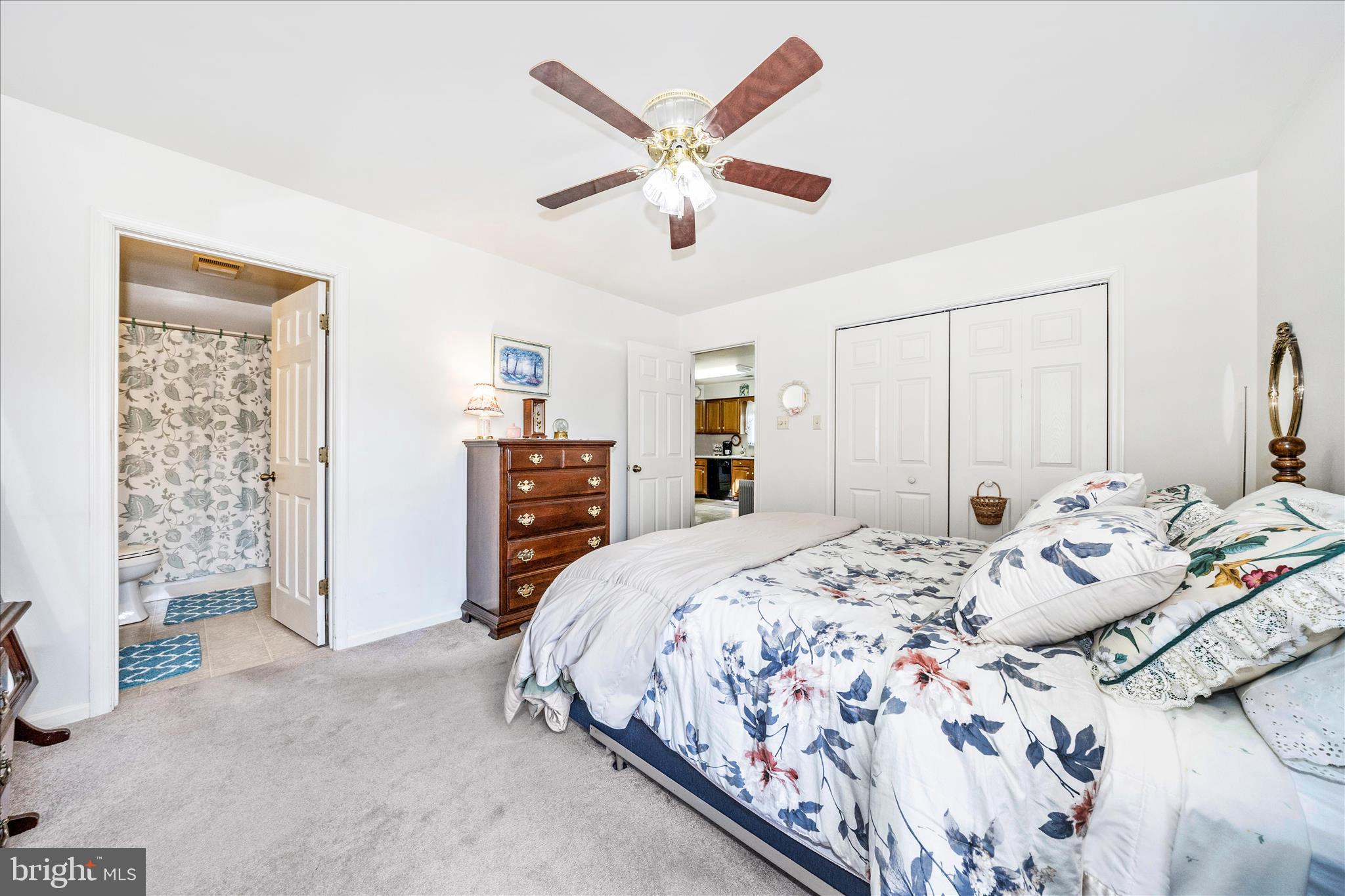 SOUTH POINTE - Residential