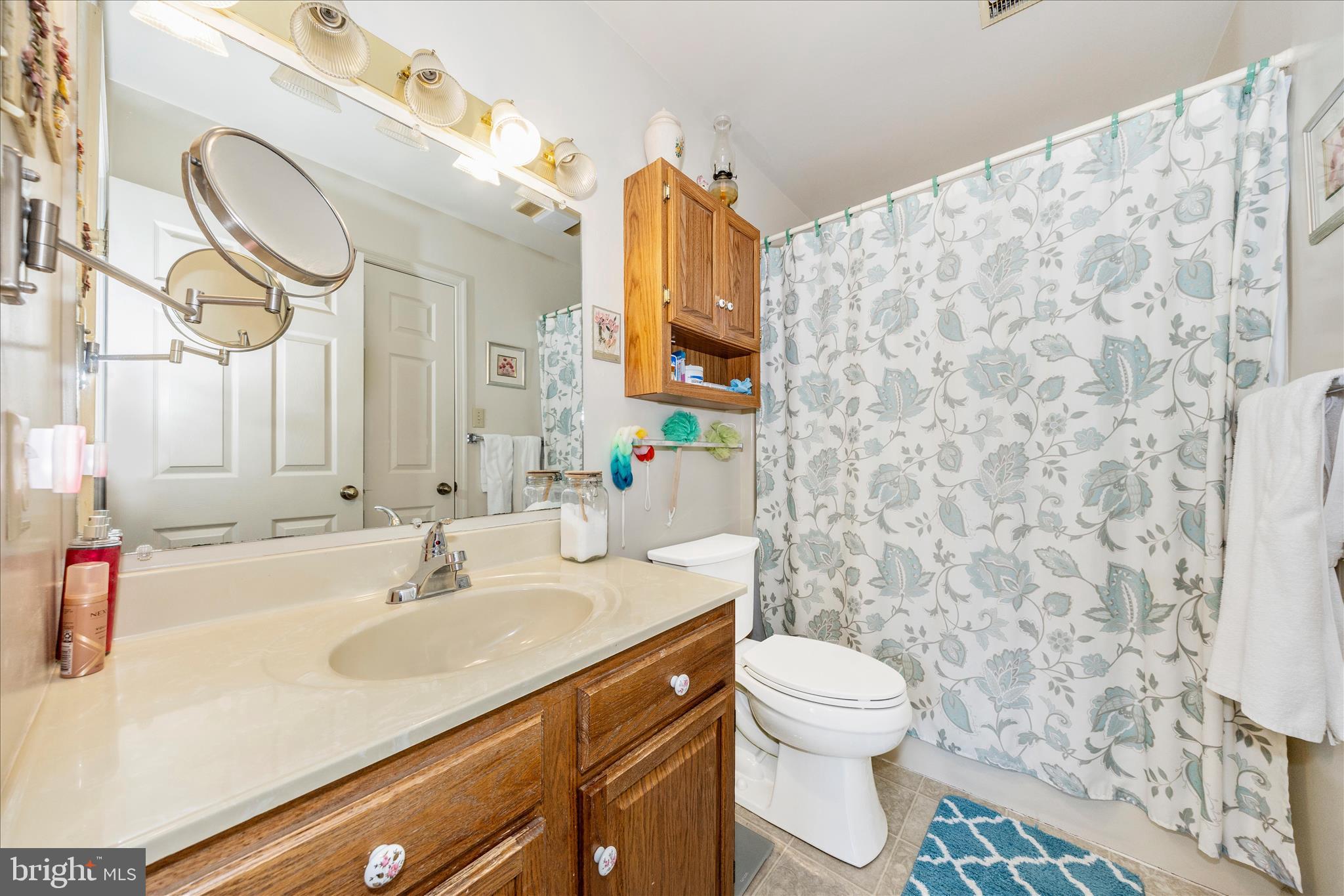 SOUTH POINTE - Residential