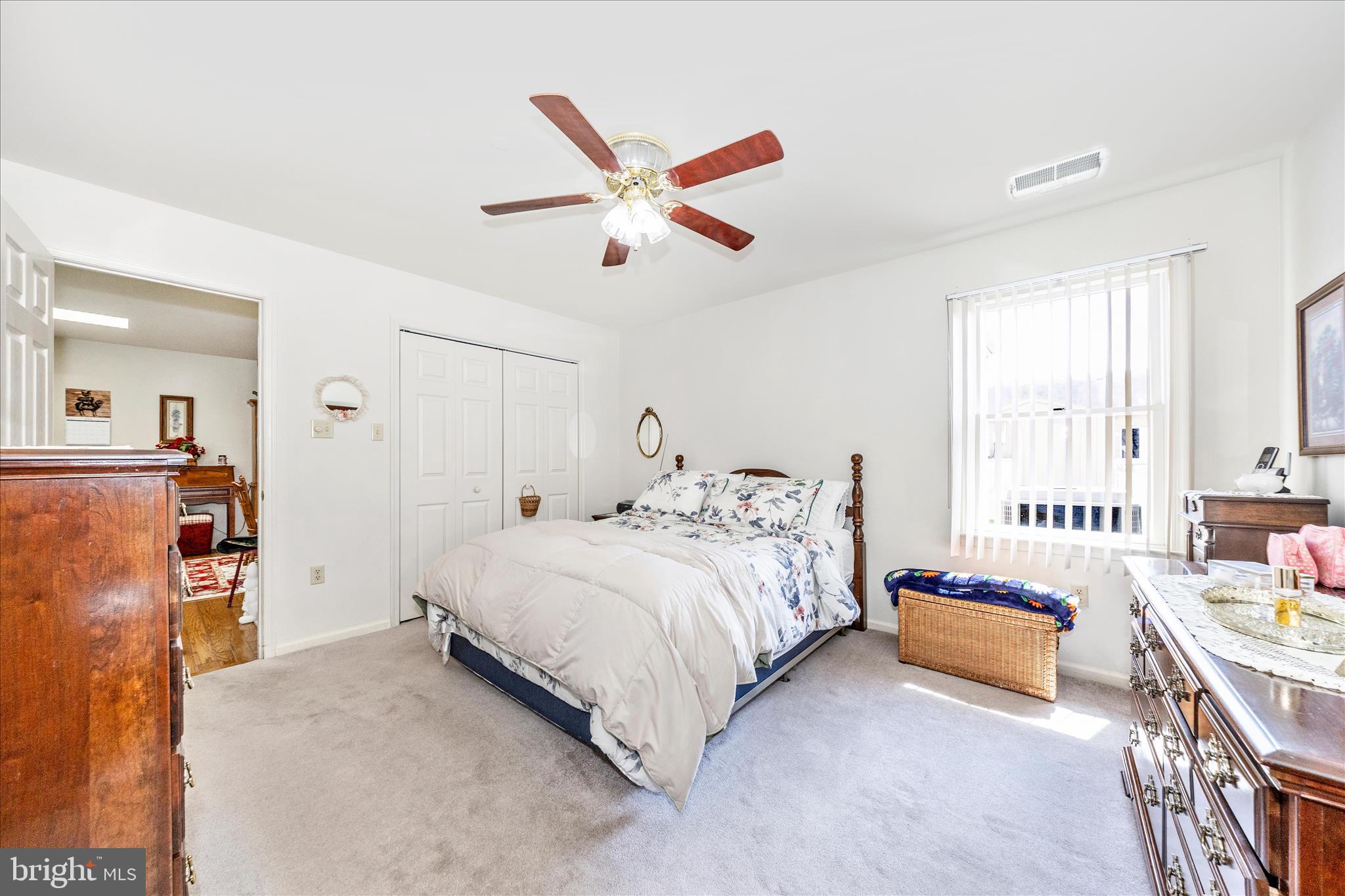 SOUTH POINTE - Residential
