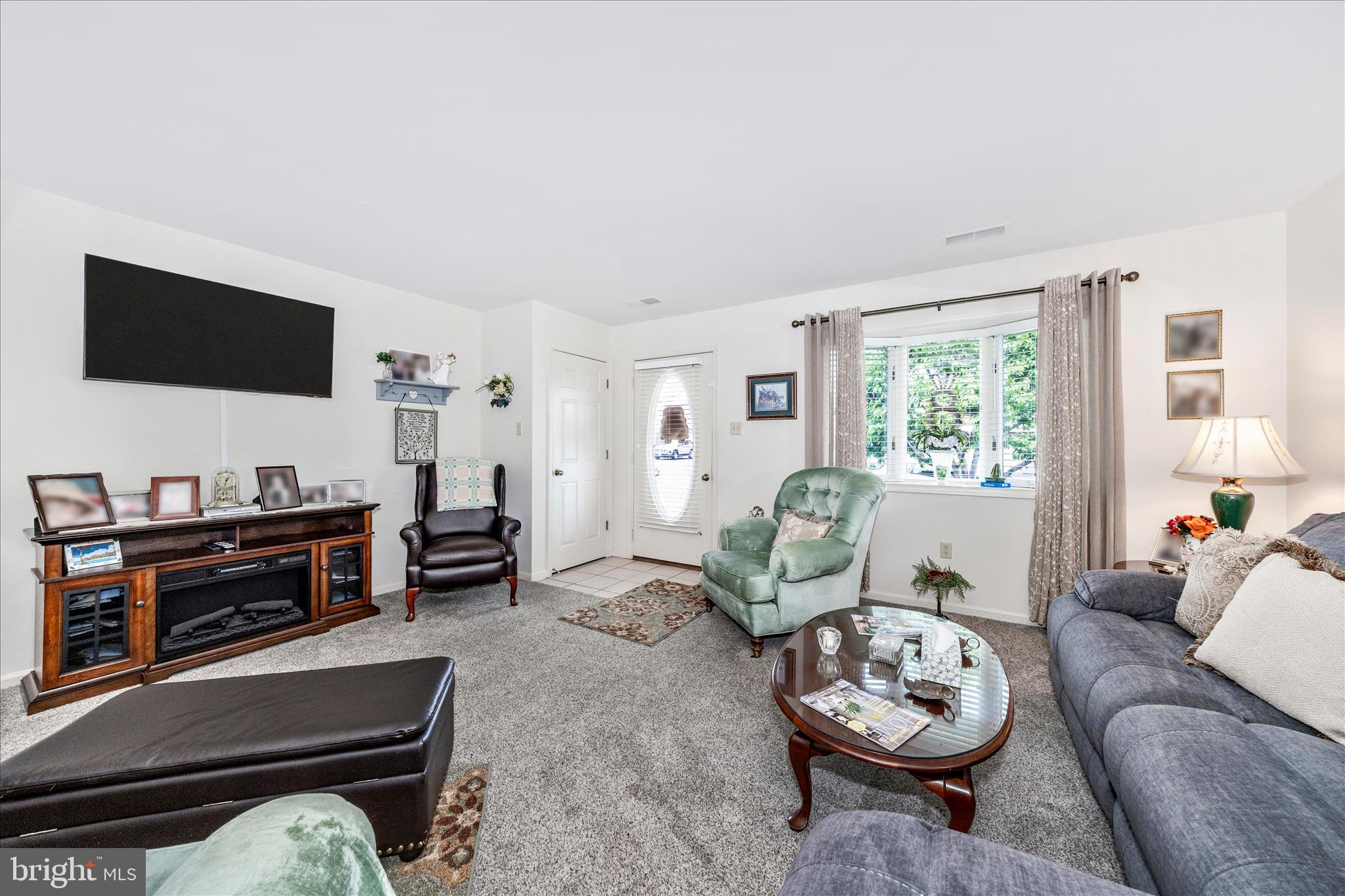 SOUTH POINTE - Residential