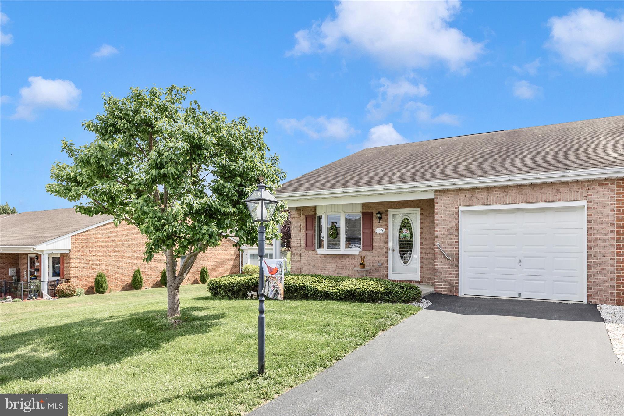 SOUTH POINTE - Residential