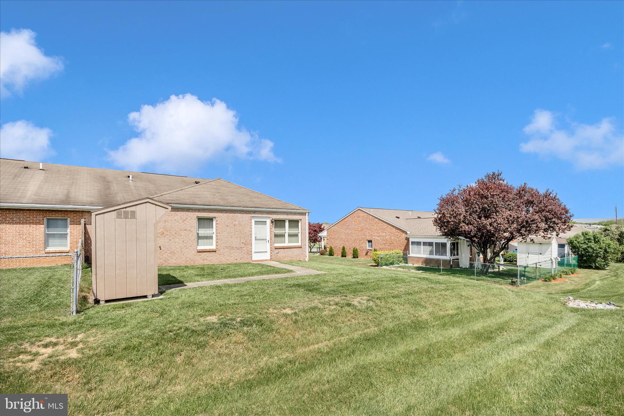 SOUTH POINTE - Residential