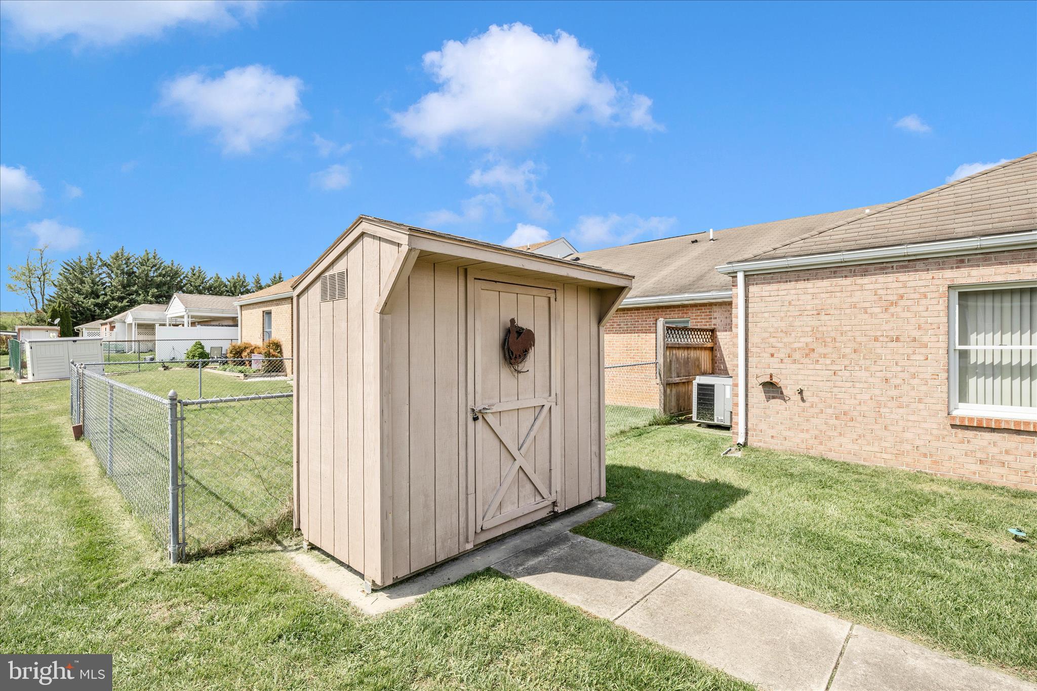 SOUTH POINTE - Residential
