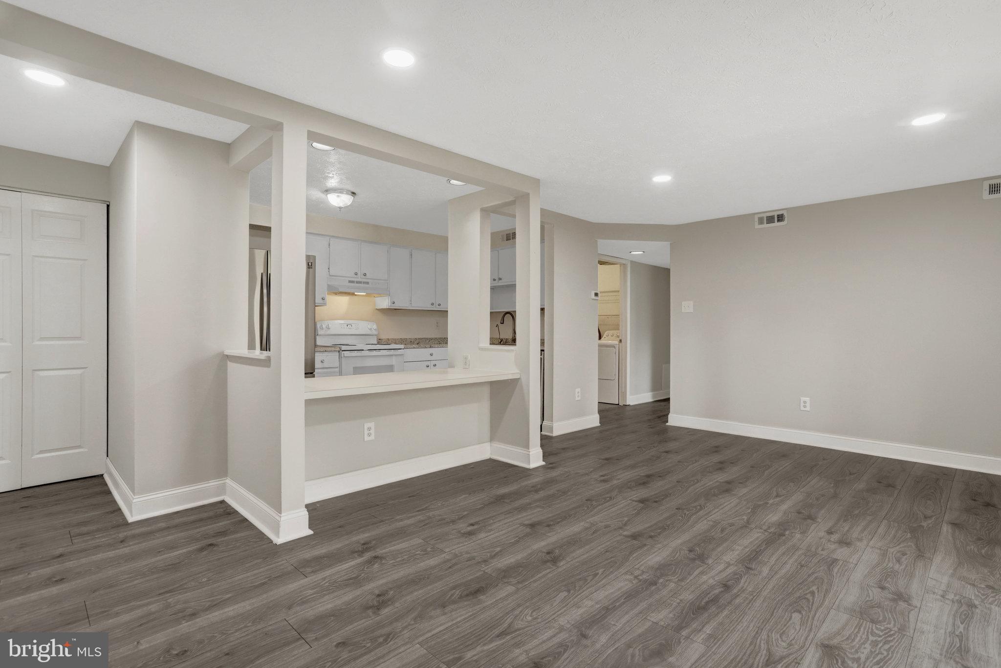 MOUNT VERNON LAKES - Residential