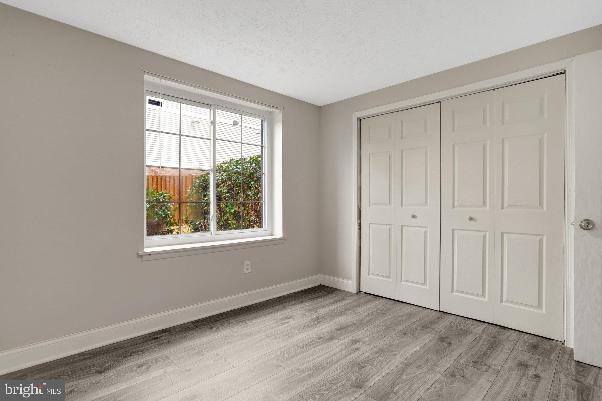 MOUNT VERNON LAKES - Residential