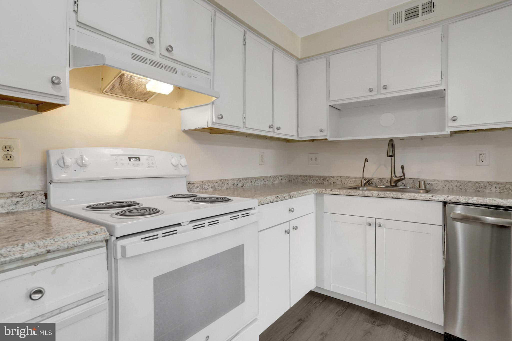 MOUNT VERNON LAKES - Residential