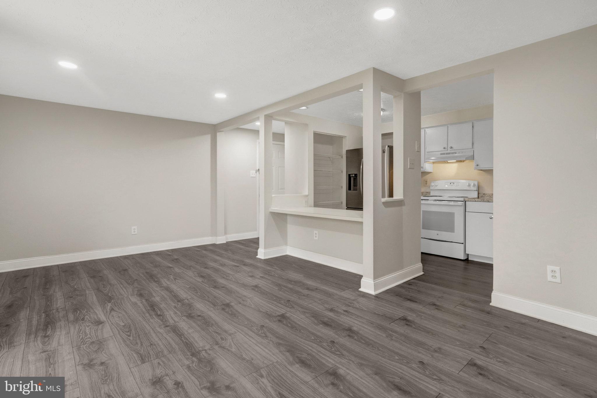 MOUNT VERNON LAKES - Residential