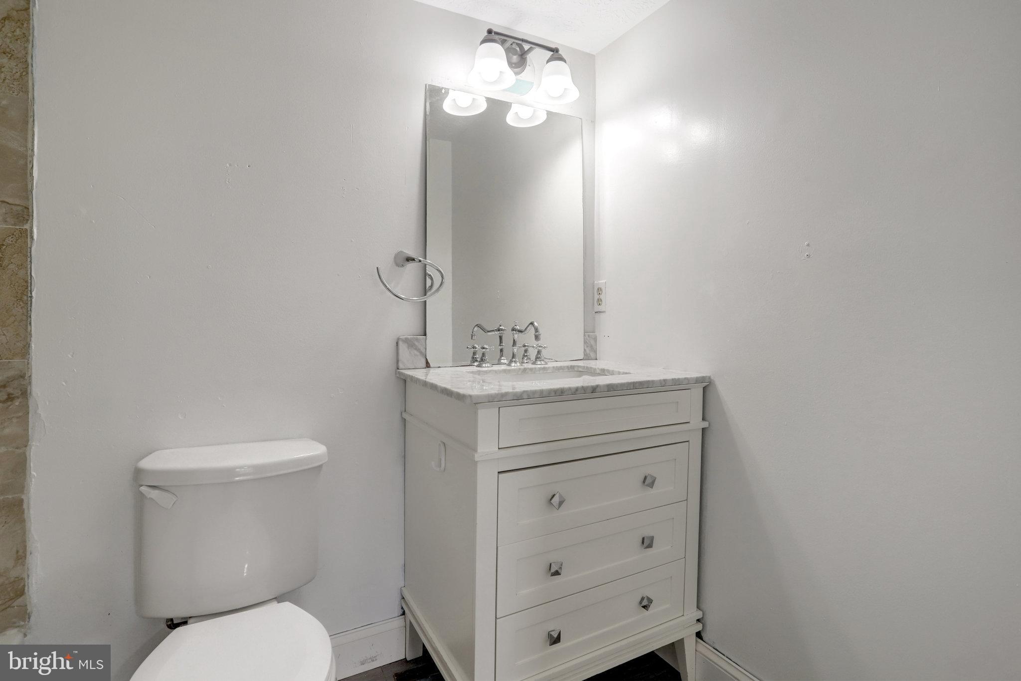 MOUNT VERNON LAKES - Residential