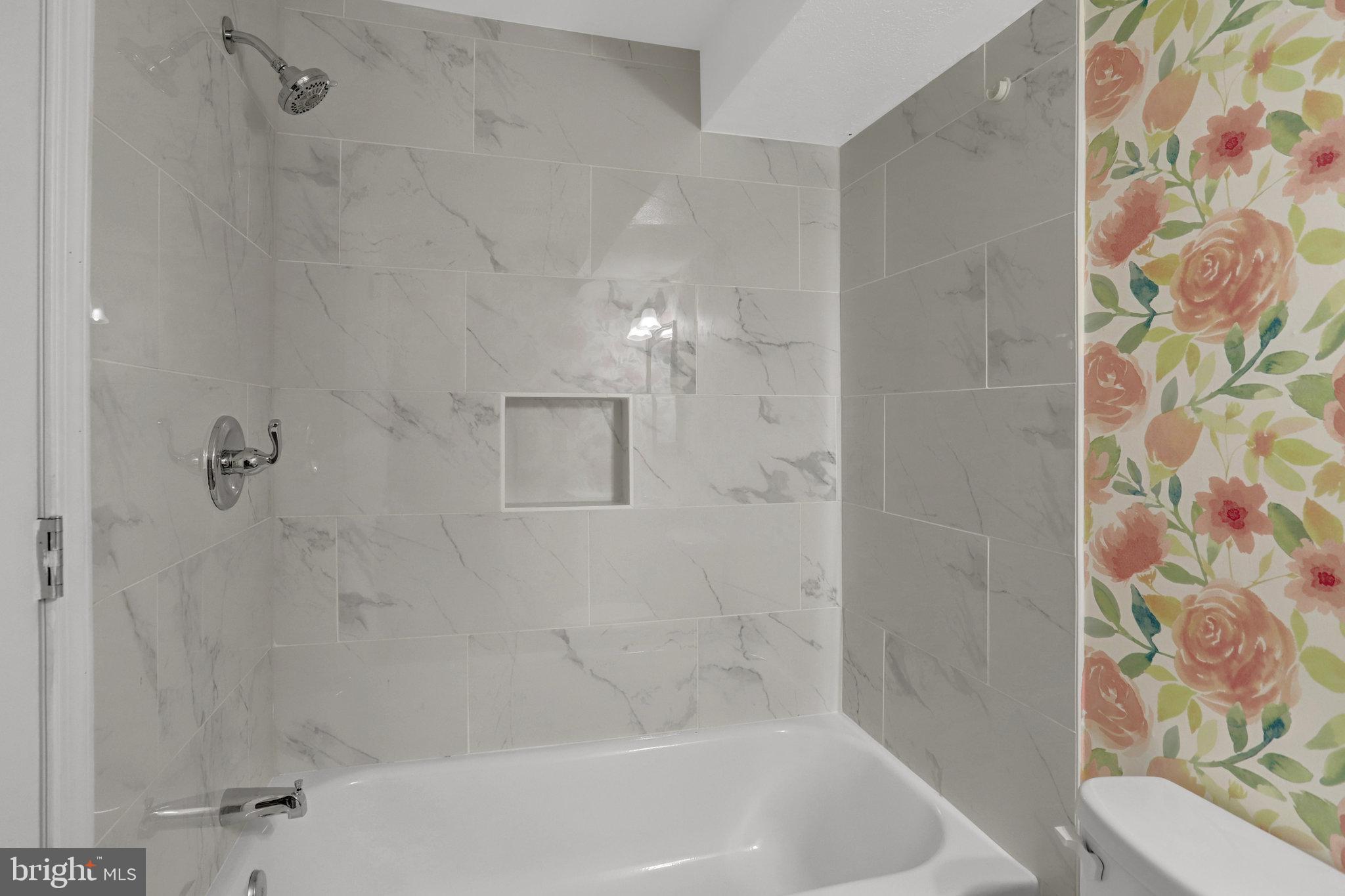 MOUNT VERNON LAKES - Residential