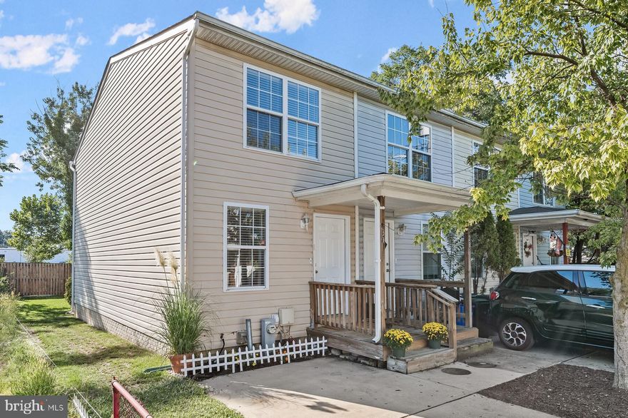 Applicant fell through.  Available now!  Move in ready, charming end-unit townhouse on quiet cul-de-sac.  Just steps from Maryland Hall, West Street and a pleasant stroll to Rams Head, Downtown and City Dock!  Updated kitchen (all new appliances) and baths.  All recent paint and carpet.  Off street parking!  Full basement.  Nice but small back yard.    Non-smoking.  Owner is Licensed Real Estate Agent.