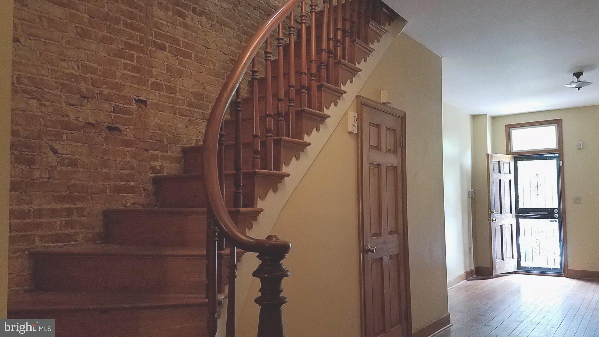 BUTCHER'S HILL - Residential