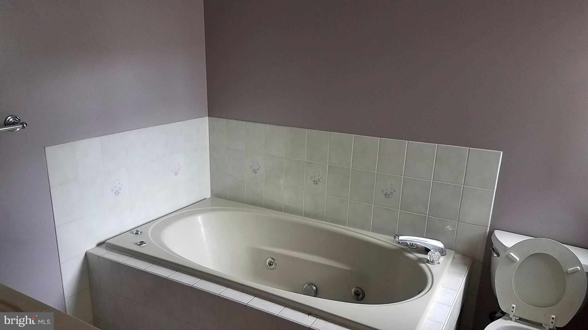 BUTCHER'S HILL - Residential