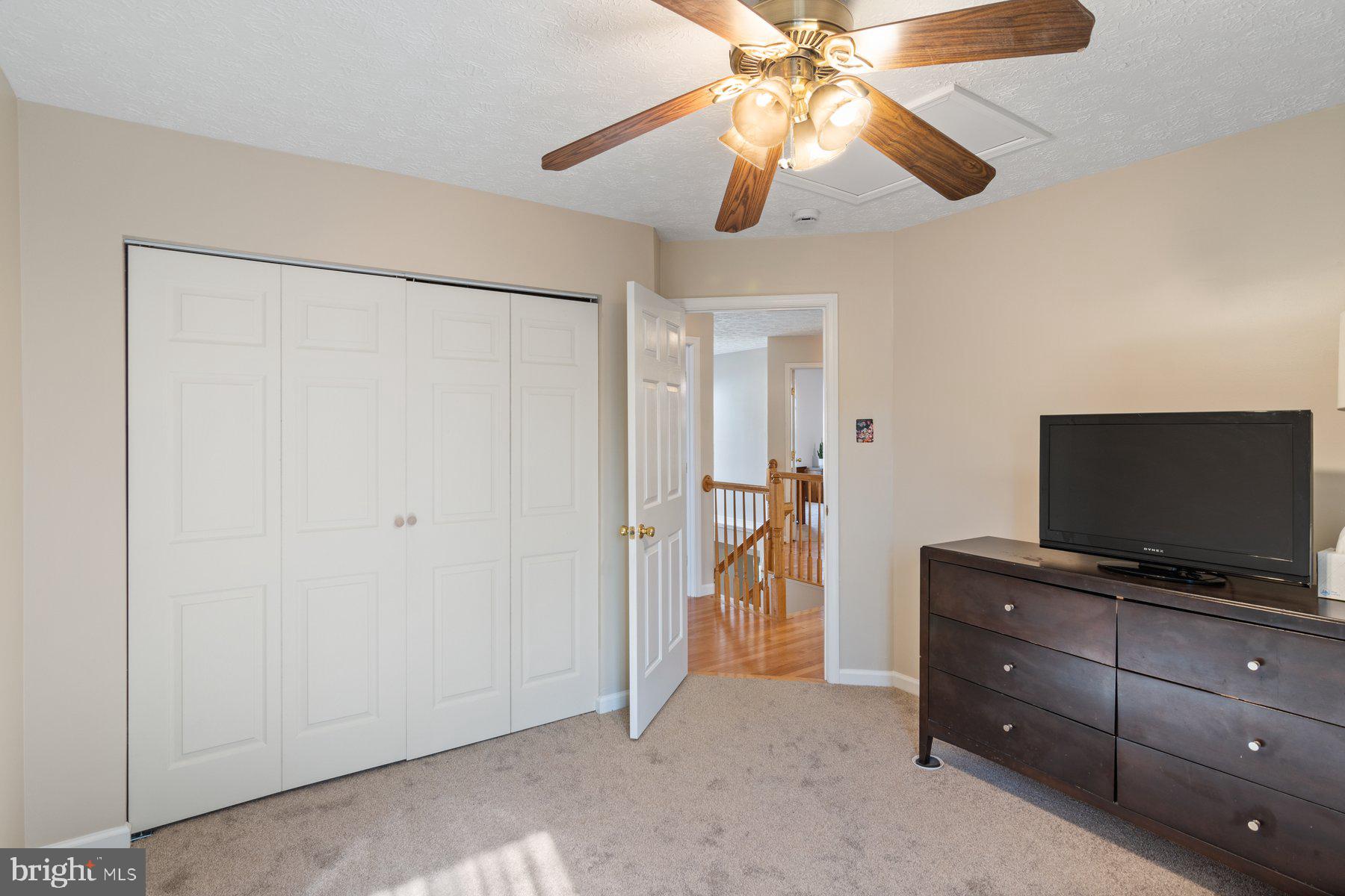 FOREST OAKS - Residential