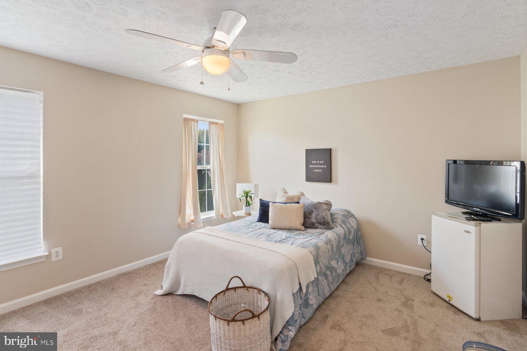 FOREST OAKS - Residential