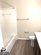 LEEDS SQUARE - Residential Lease