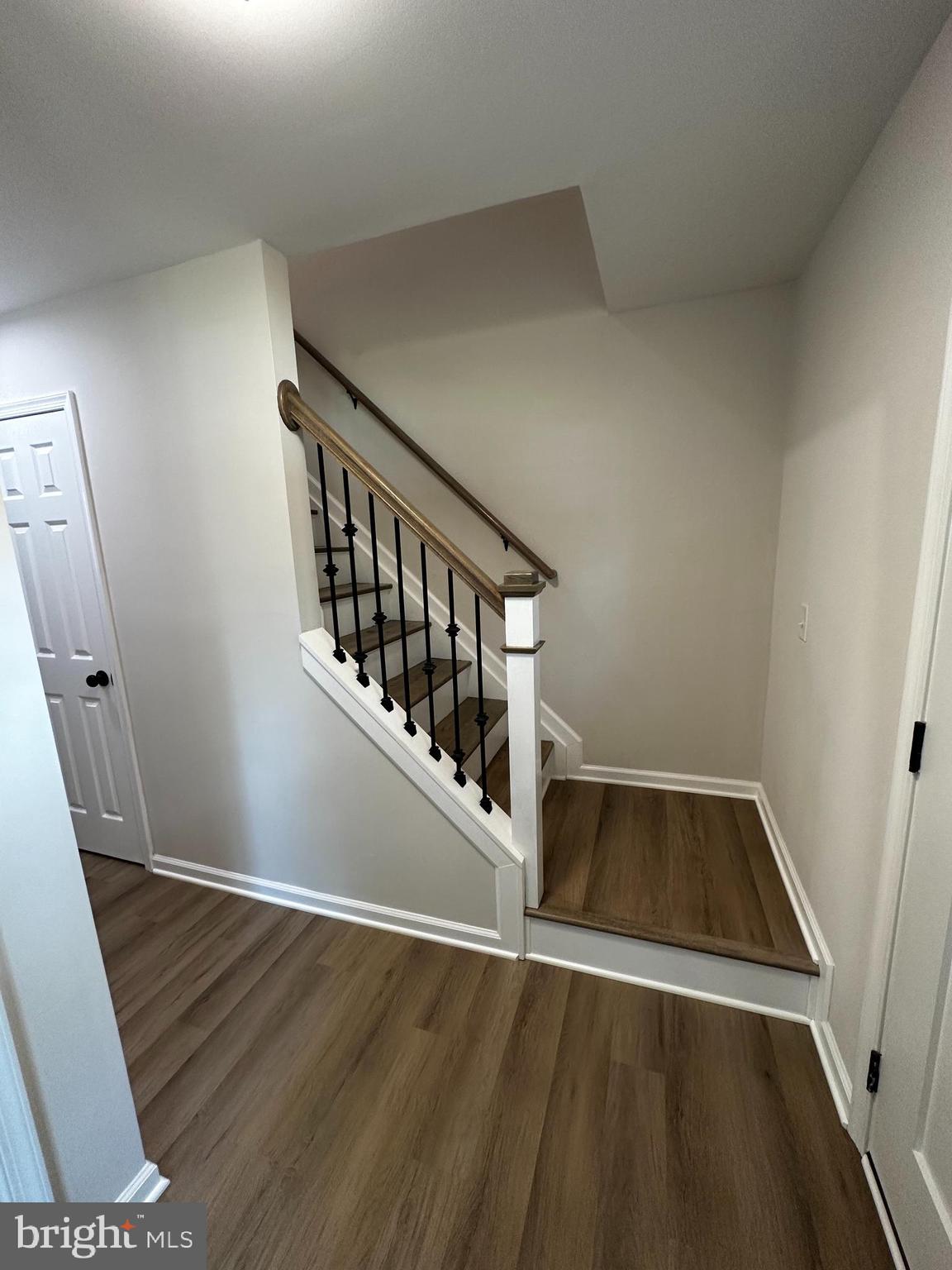 WAKEFIELD NEIGHBORHOOD - Residential