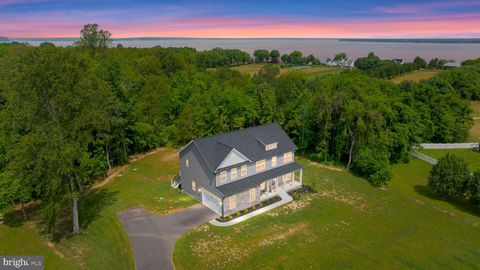 7856 FITZHUGH LANE KING GEORGE VA 22485