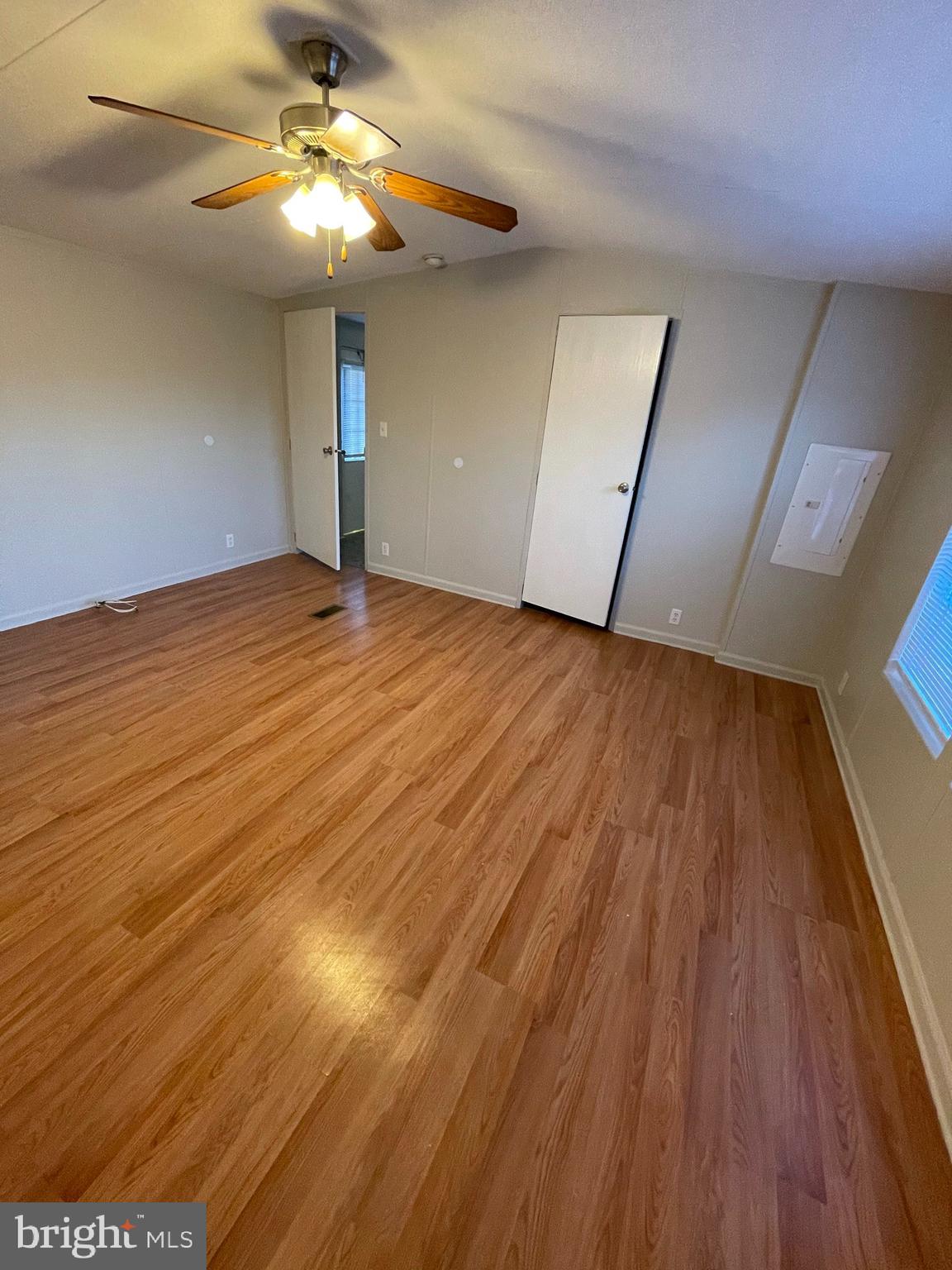 MINOR - Residential Lease