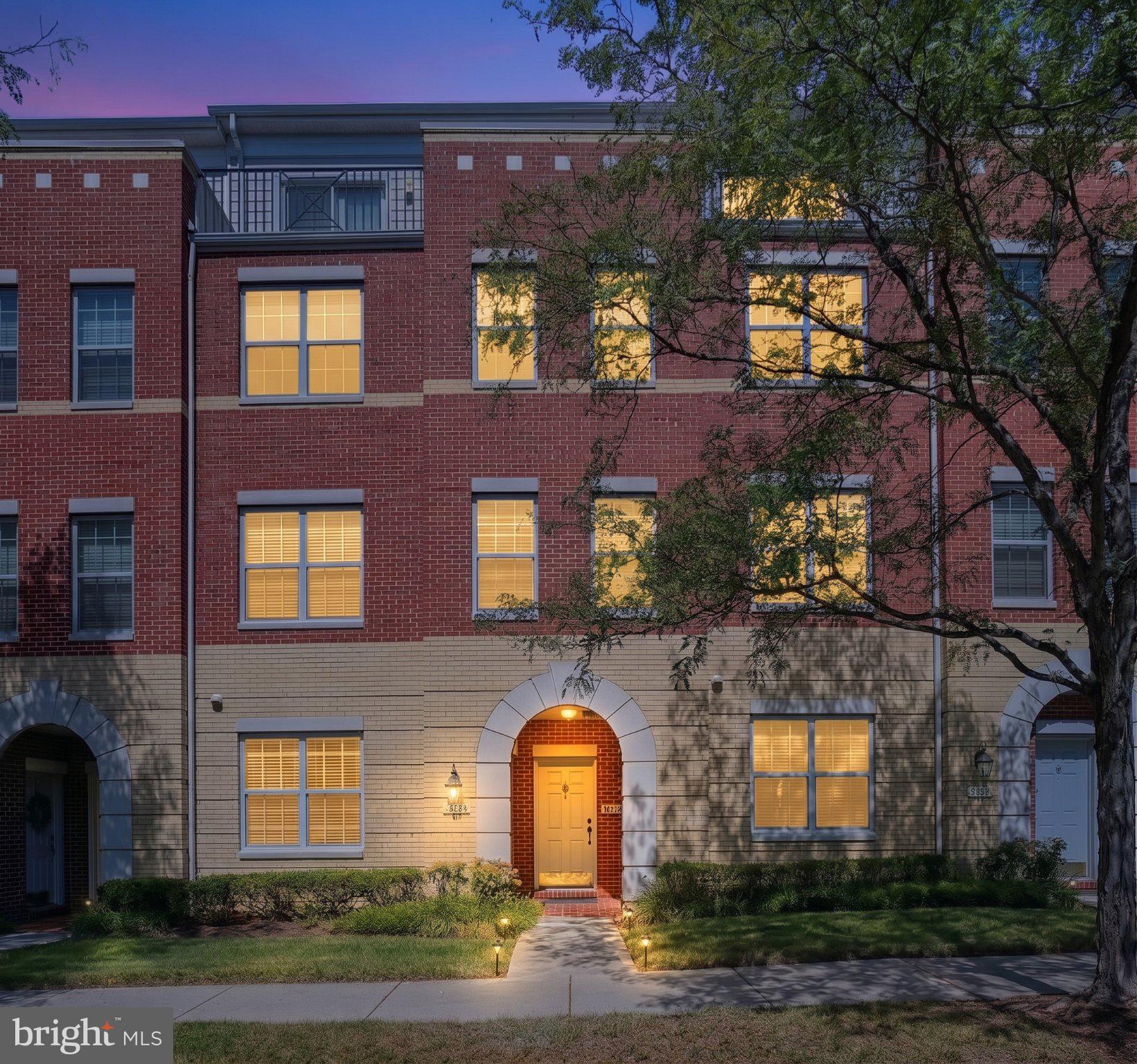 43620 HAMPSHIRE CROSSING SQUARE